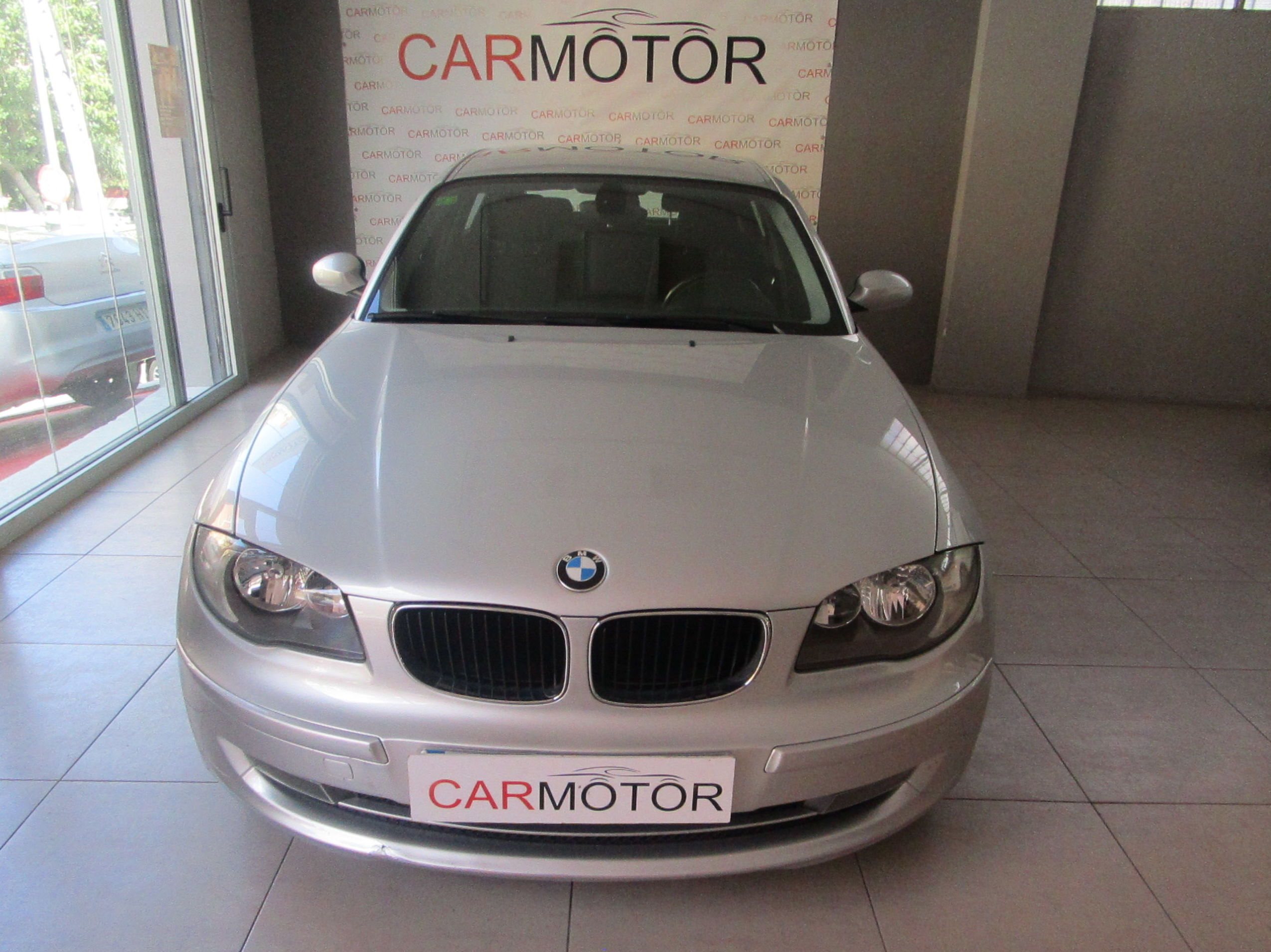 BMW SERIE 1 : Vehículos de CARMOTOR BMW SERIE 1 : Vehículos de CARMOTOR