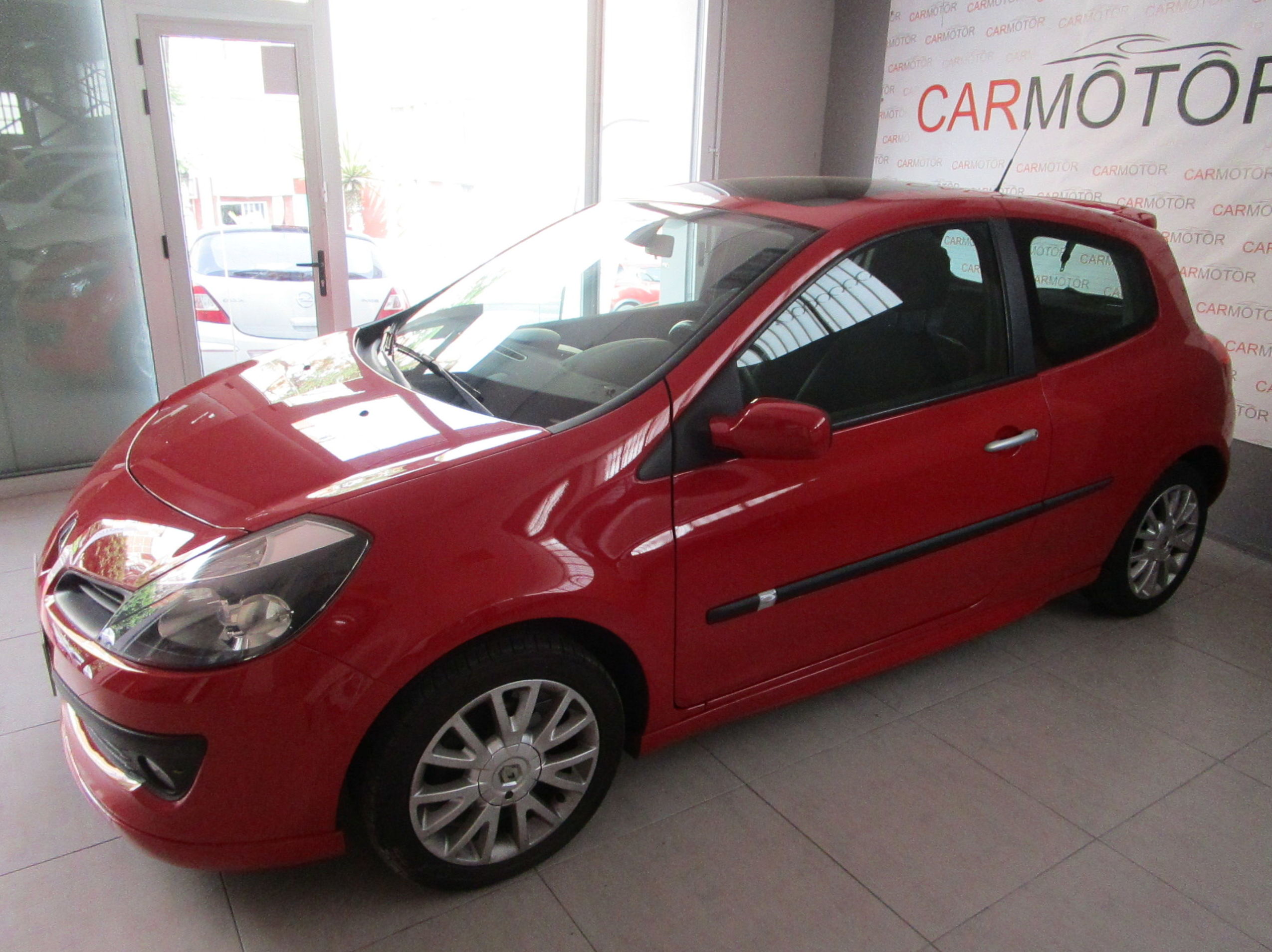 RENAUL CLIO 1.2 TCE 100CV TURBO: Vehículos de CARMOTOR RENAUL CLIO 1.2 TCE 100CV TURBO: Vehículos de CARMOTOR