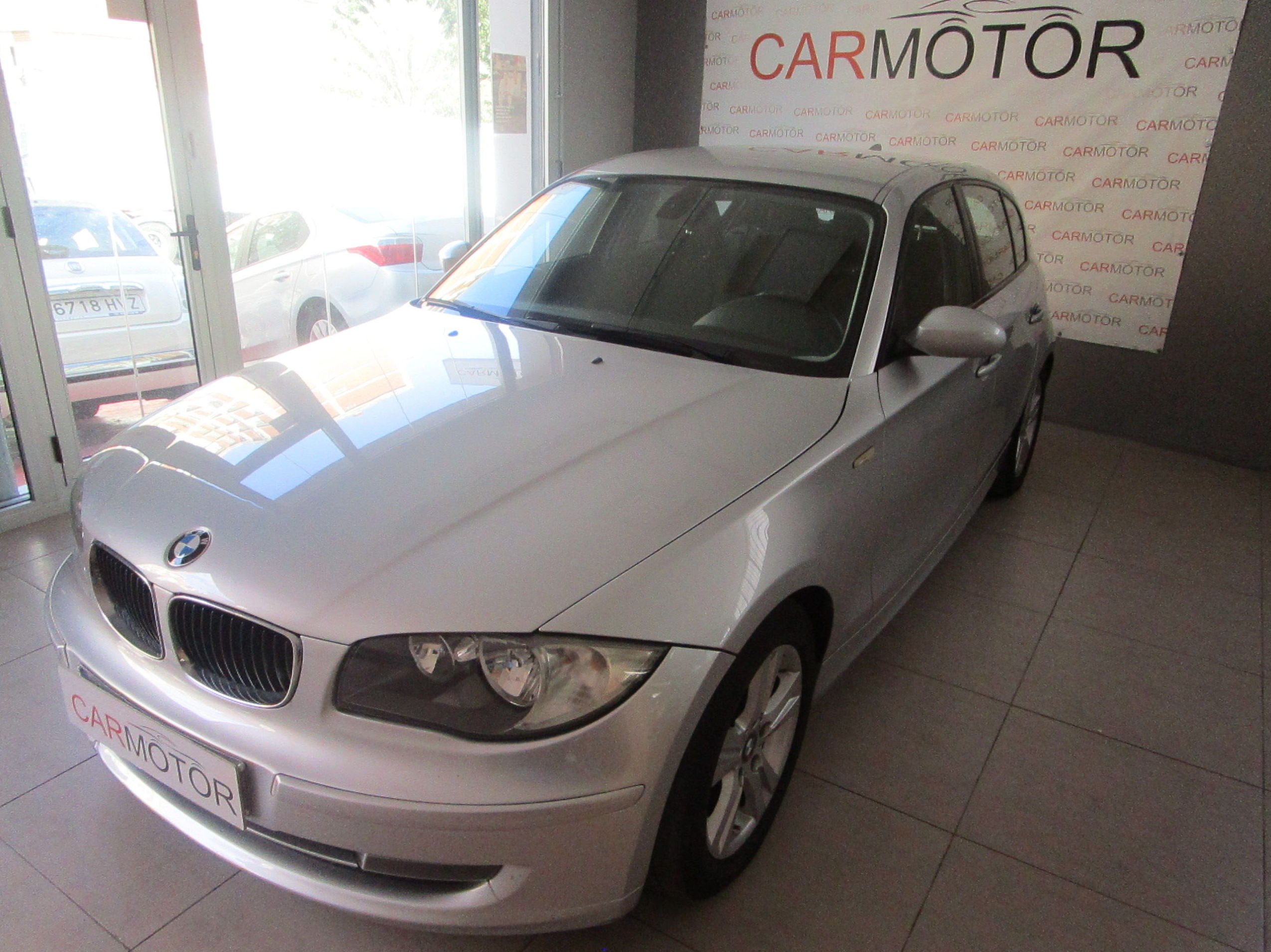 BMW SERIE 1 : Vehículos de CARMOTOR BMW SERIE 1 : Vehículos de CARMOTOR