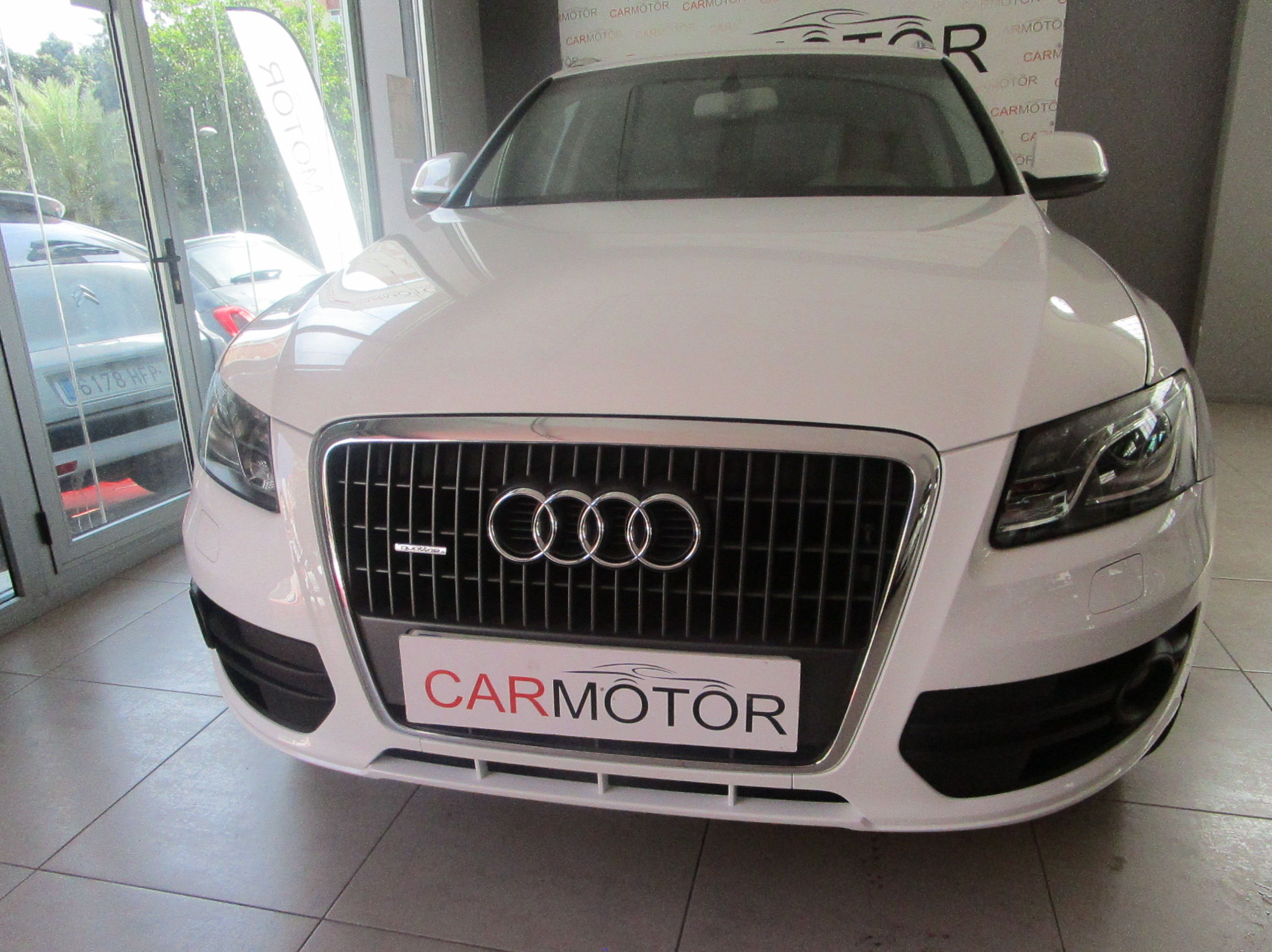 AUDI Q5 QUATTRO: Vehículos de CARMOTOR AUDI Q5 QUATTRO: Vehículos de CARMOTOR