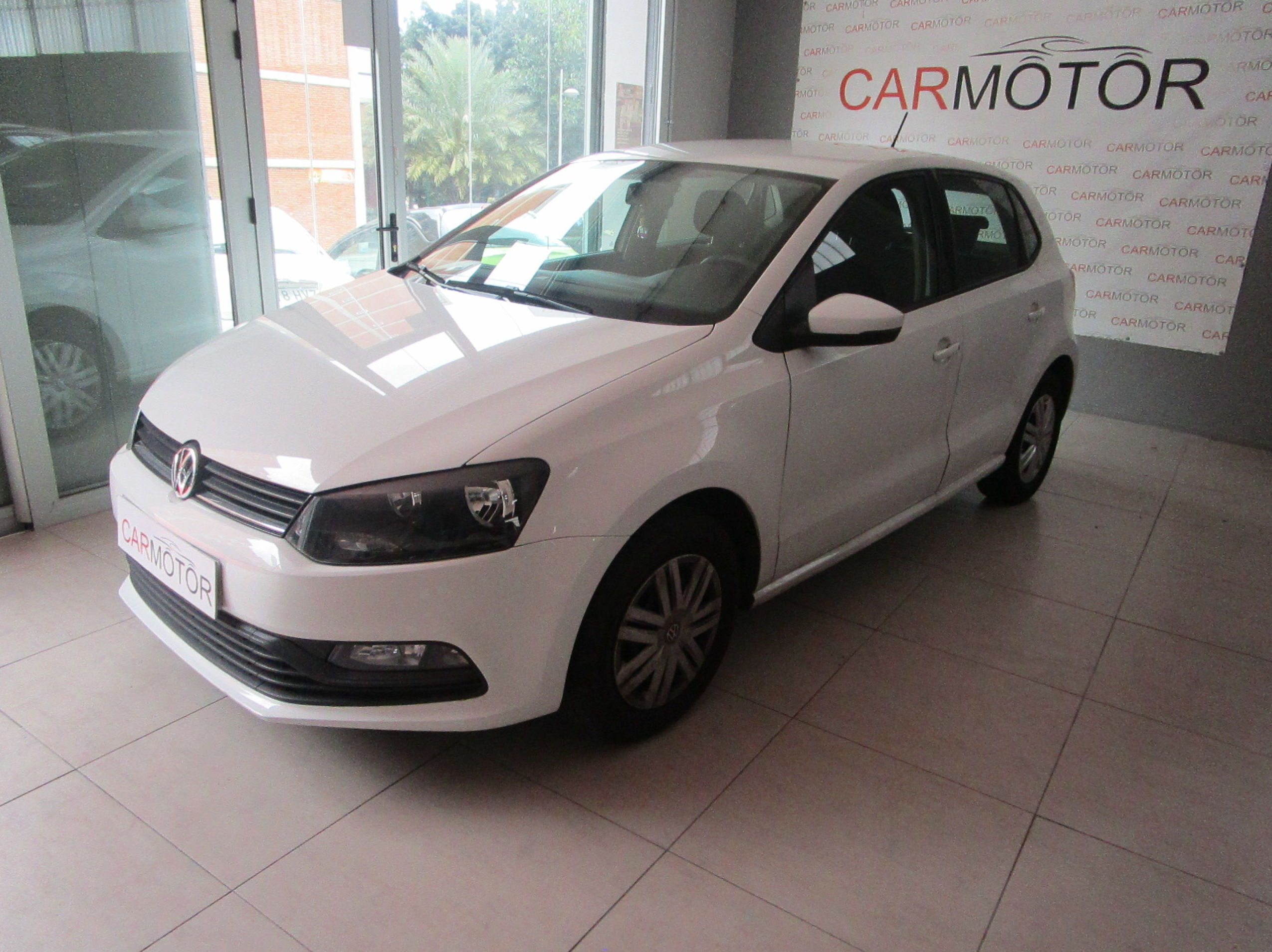 VOLKSWAGEN POLO ADVANCE: Vehículos de CARMOTOR VOLKSWAGEN POLO ADVANCE: Vehículos de CARMOTOR
