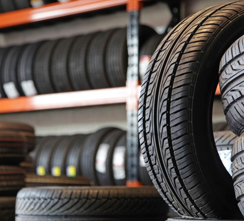 Venta de neumáticos nuevos y ocasión: Servicios de Auto - Rex Beniparrell Venta de neumáticos nuevos y ocasión: Servicios de Auto - Rex Beniparrell