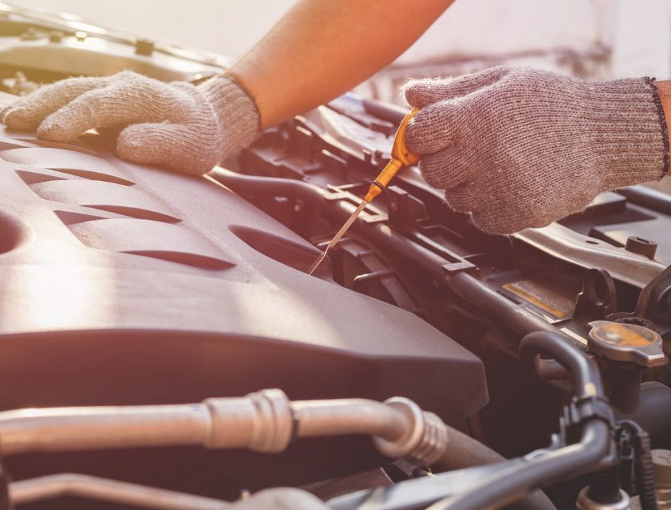 Mecánica rápida: Servicios de Auto - Rex Beniparrell Mecánica rápida: Servicios de Auto - Rex Beniparrell
