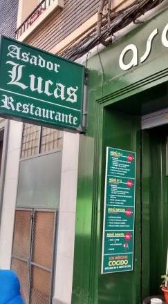 Menú Sábado y Domingo: Nuestros Productos de Asador Lucas Menú Sábado y Domingo: Nuestros Productos de Asador Lucas