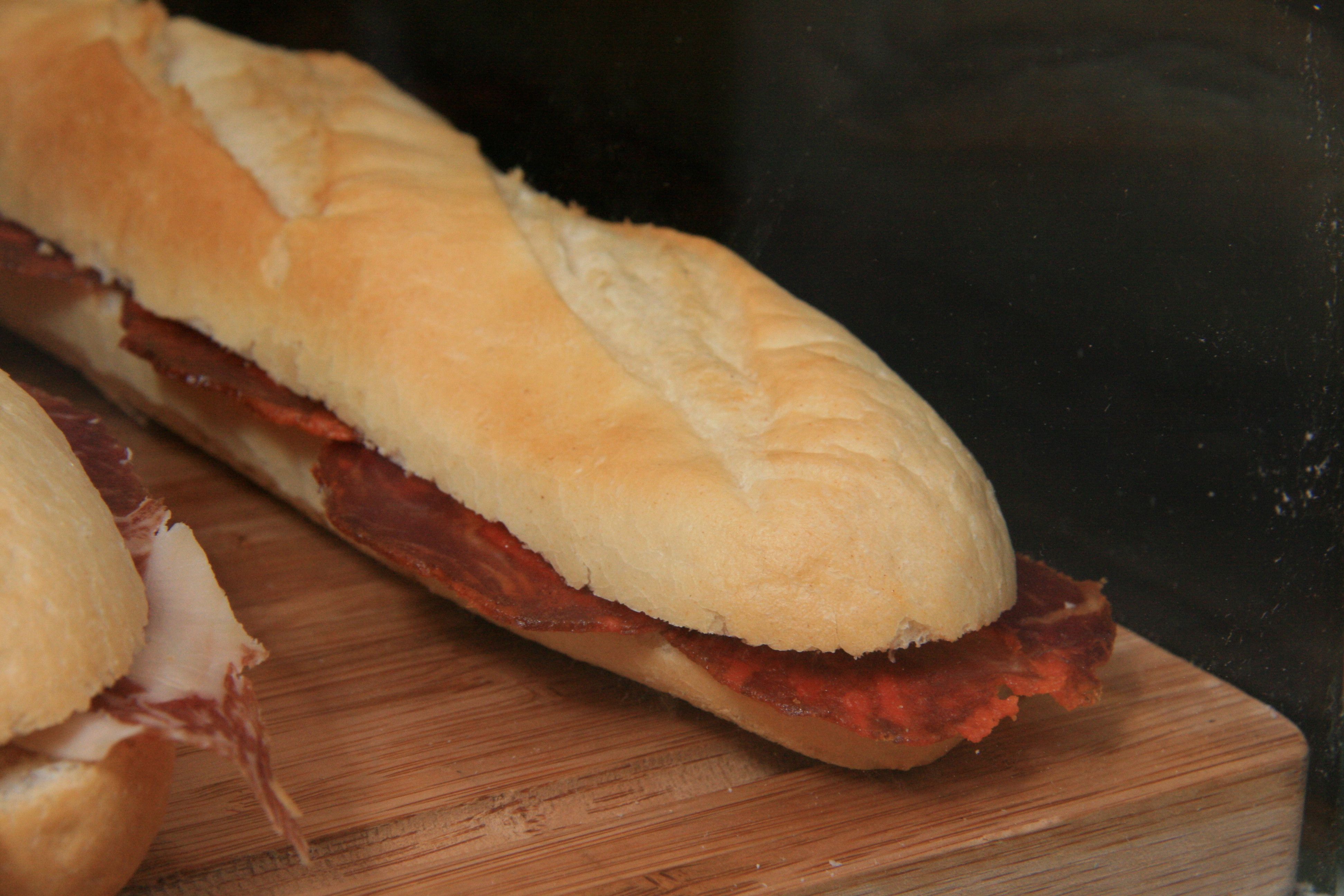Bocadillos: Nuestros Productos de Asador Lucas Bocadillos: Nuestros Productos de Asador Lucas