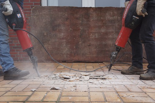 Demoliciones manuales: Servicios de Derribos Mateo Demoliciones manuales: Servicios de Derribos Mateo