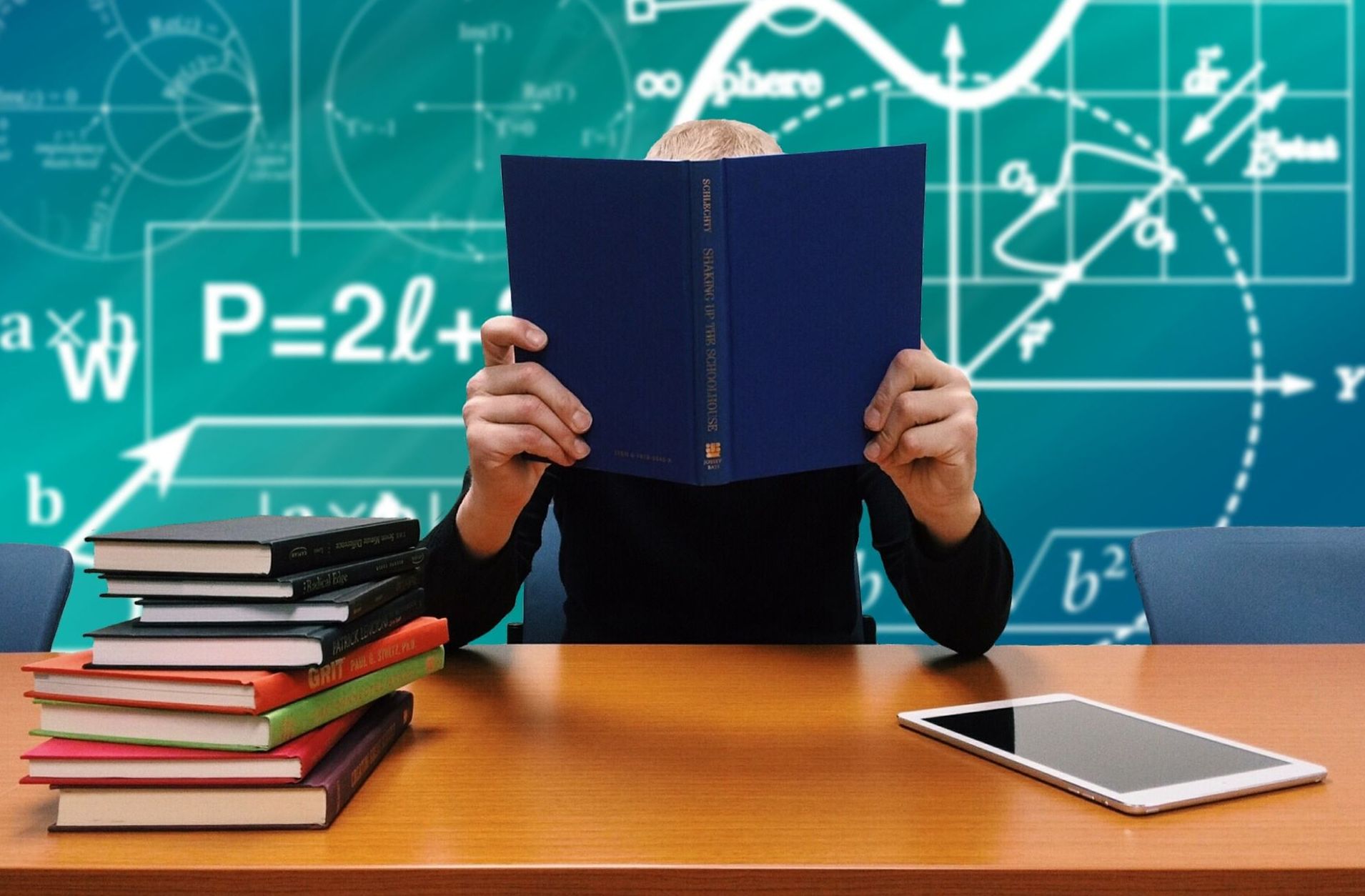 PCE (Uned- Assis) 2019-2020: Servicios de Centro de Estudios Ciudad de los Periodistas PCE (Uned- Assis) 2019-2020: Servicios de Centro de Estudios Ciudad de los Periodistas