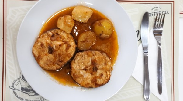 Menú diario: Ofrecemos de Cafetería la Bernarda Menú diario: Ofrecemos de Cafetería la Bernarda
