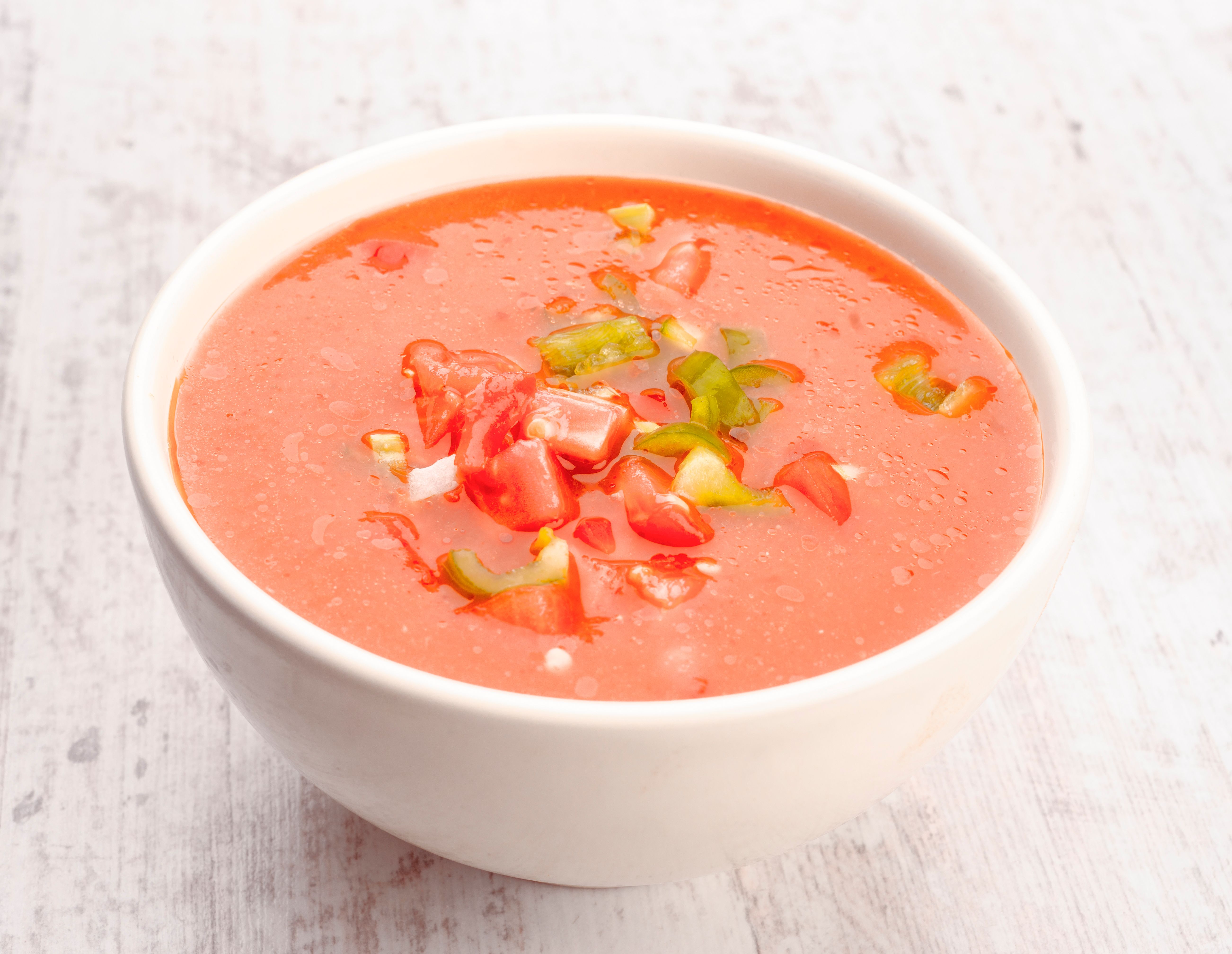 Gazpacho Andaluz: de Cafetería la Bernarda Gazpacho Andaluz: de Cafetería la Bernarda