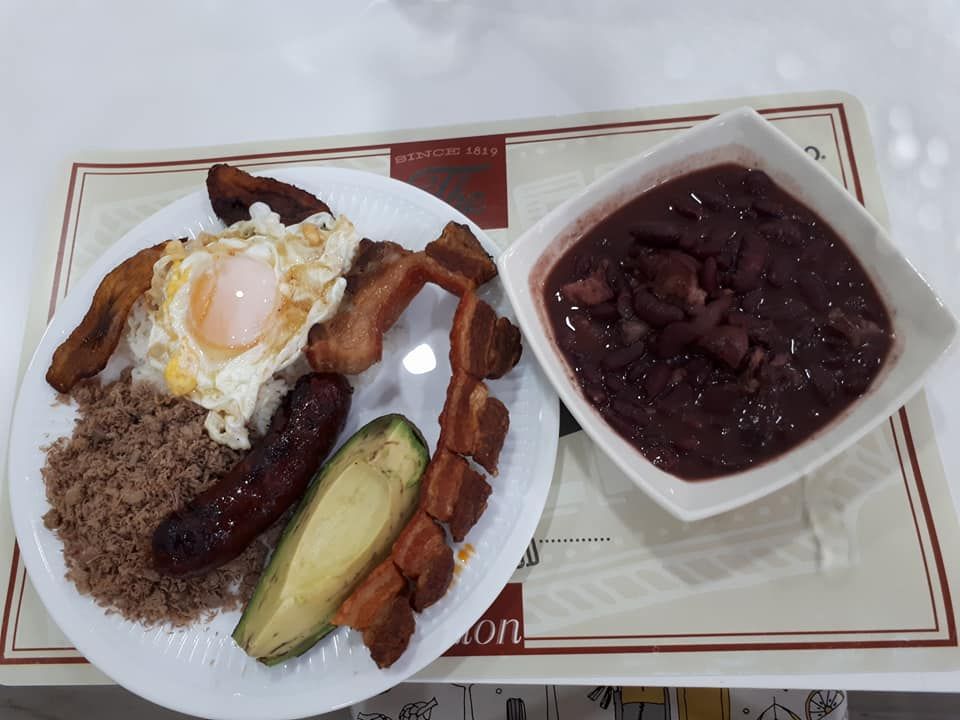 Menú diario: Ofrecemos de Cafetería la Bernarda Menú diario: Ofrecemos de Cafetería la Bernarda