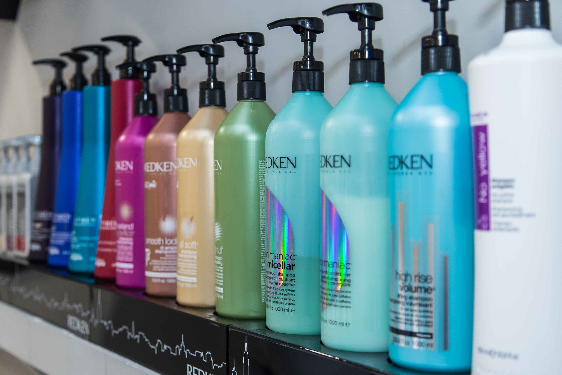 Peluquería: Peluquería y estética de Danna Stils by Compagnia della Bellezza Peluquería: Peluquería y estética de Danna Stils by Compagnia della Bellezza