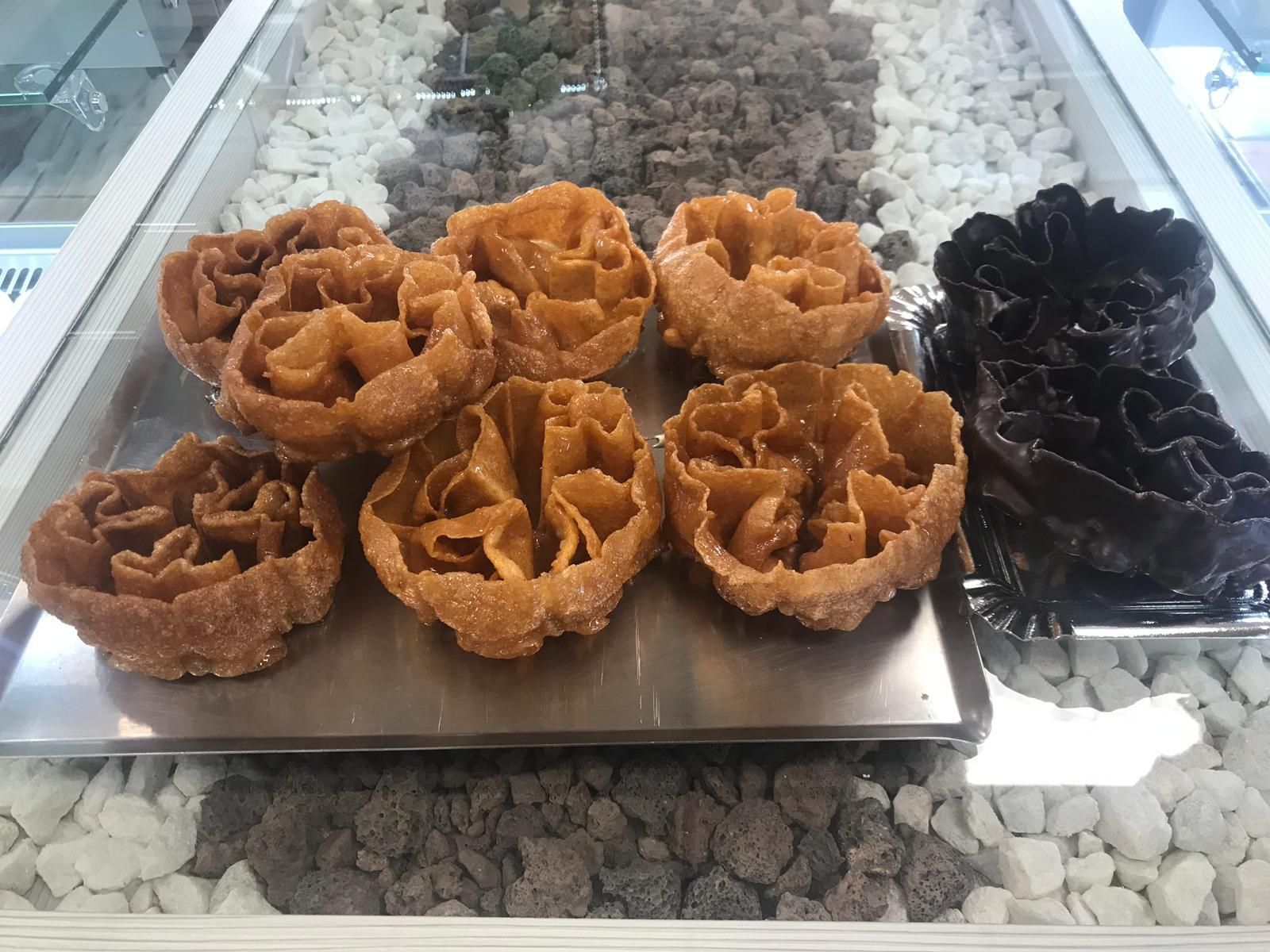 Flores: Catálogo de Panadería y Pastelería Mariano Calleja Flores: Catálogo de Panadería y Pastelería Mariano Calleja