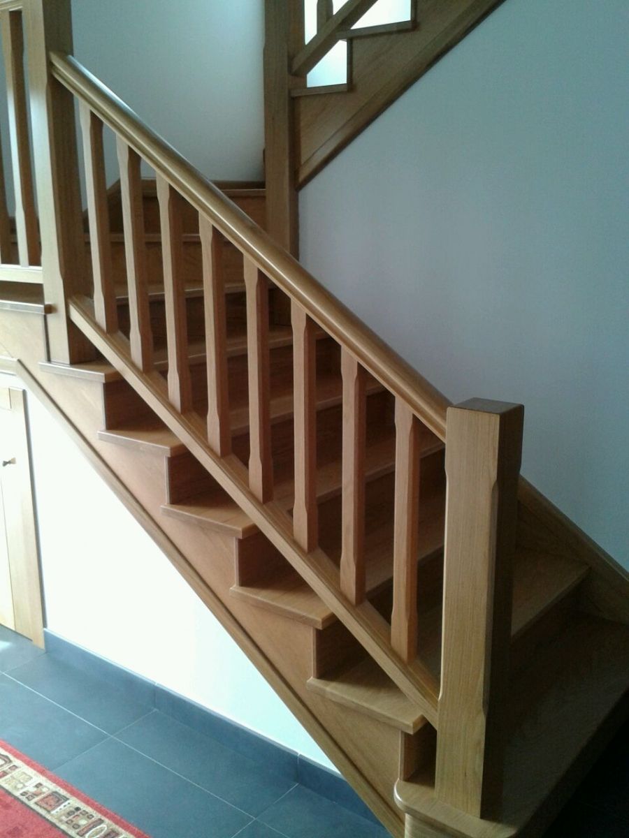 Escaleras: Servicios de Muame Escaleras: Servicios de Muame