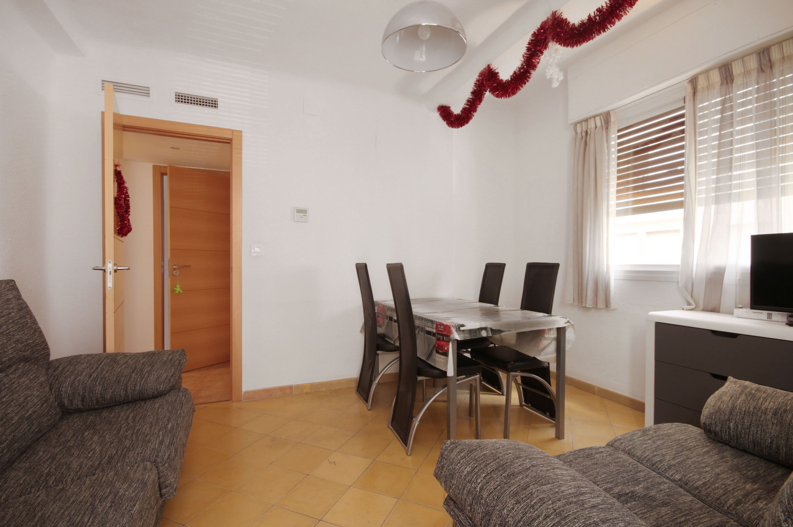 Piso para alquilar para estudiantes. 3 dormitorios. Pajaritos: Inmuebles de JP Inmobiliaria Piso para alquilar para estudiantes. 3 dormitorios. Pajaritos: Inmuebles de JP Inmobiliaria