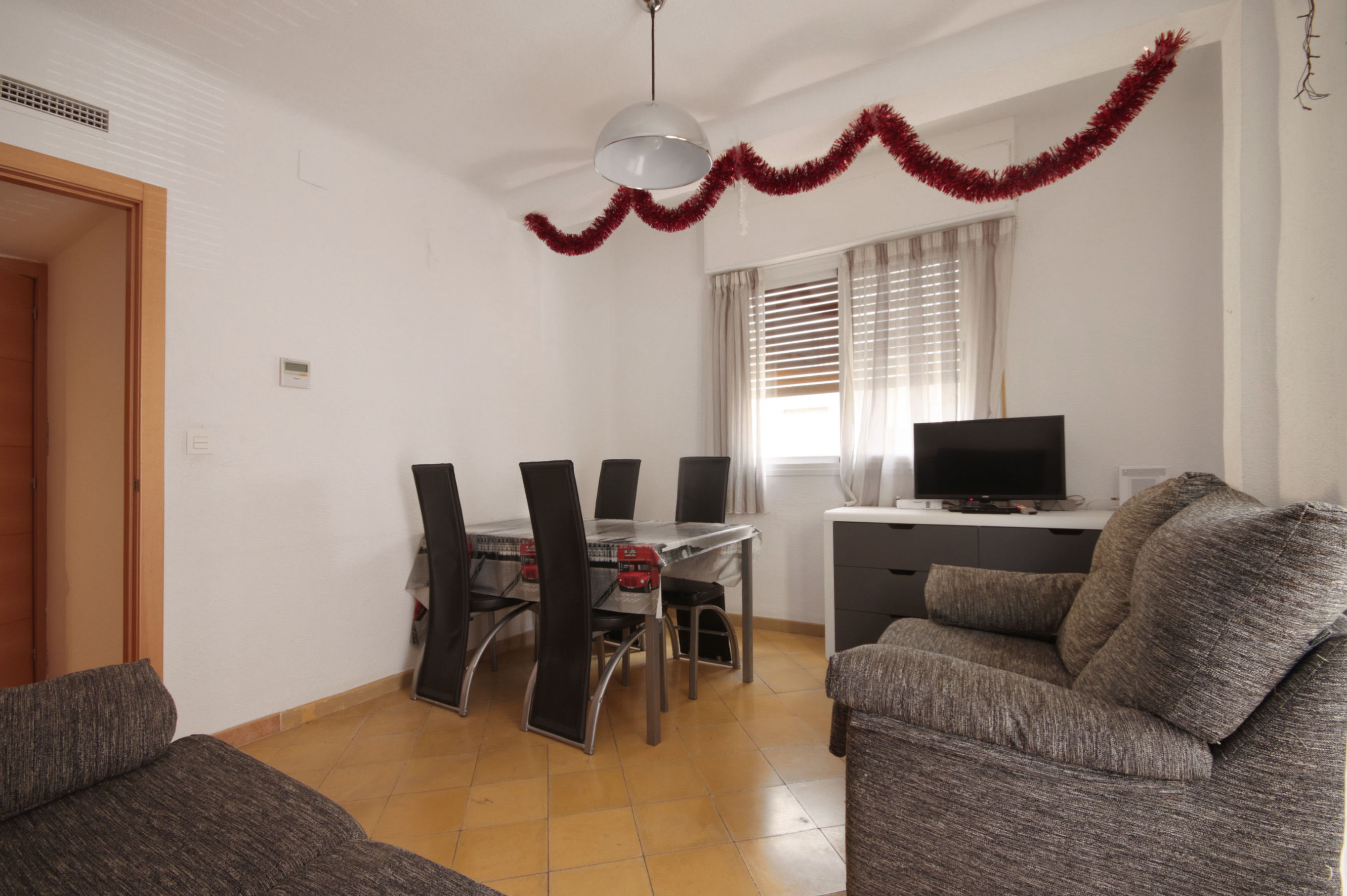 Piso para alquilar para estudiantes. 3 dormitorios. Pajaritos: Inmuebles de JP Inmobiliaria Piso para alquilar para estudiantes. 3 dormitorios. Pajaritos: Inmuebles de JP Inmobiliaria