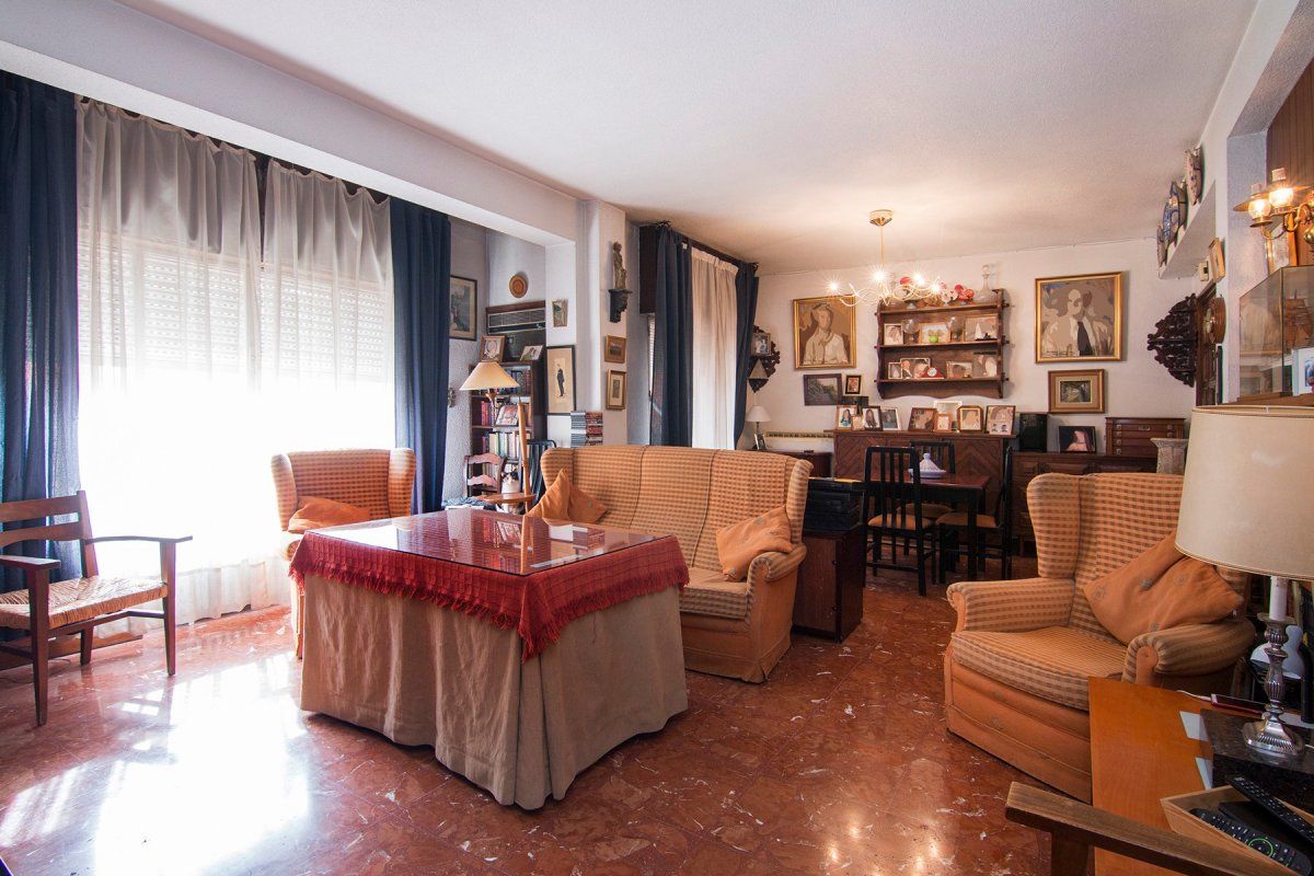 Piso zona Recogidas, Calle Cristo de Medinaceli: Inmuebles de JP Inmobiliaria Piso zona Recogidas, Calle Cristo de Medinaceli: Inmuebles de JP Inmobiliaria