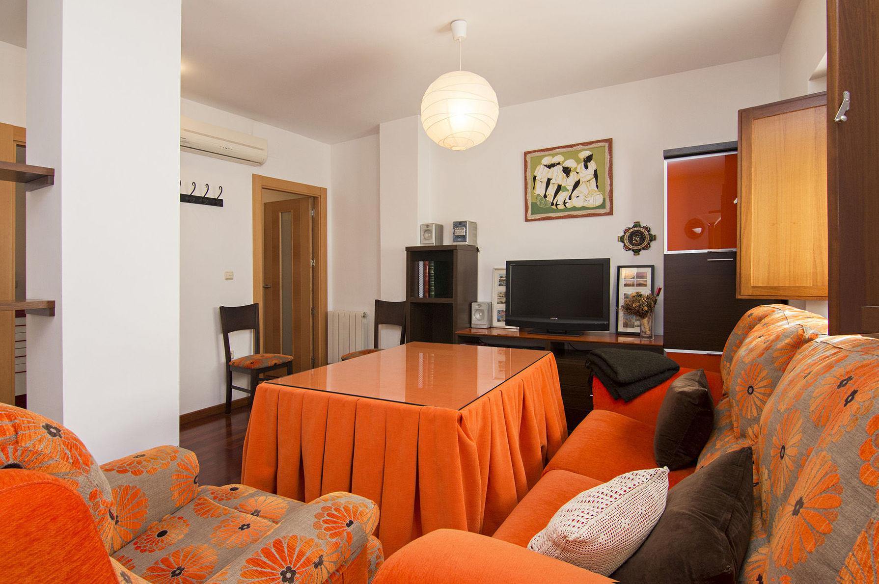 Precioso piso reformado en centro de Granada . 3 dormitorios, 2 baños: Inmuebles de JP Inmobiliaria Precioso piso reformado en centro de Granada . 3 dormitorios, 2 baños: Inmuebles de JP Inmobiliaria