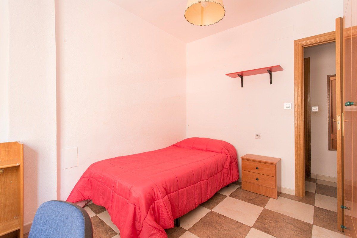 Venta de gran piso de cuatro dormitorios junto a la Facultad de Ciencias: Inmuebles de JP Inmobiliaria Venta de gran piso de cuatro dormitorios junto a la Facultad de Ciencias: Inmuebles de JP Inmobiliaria