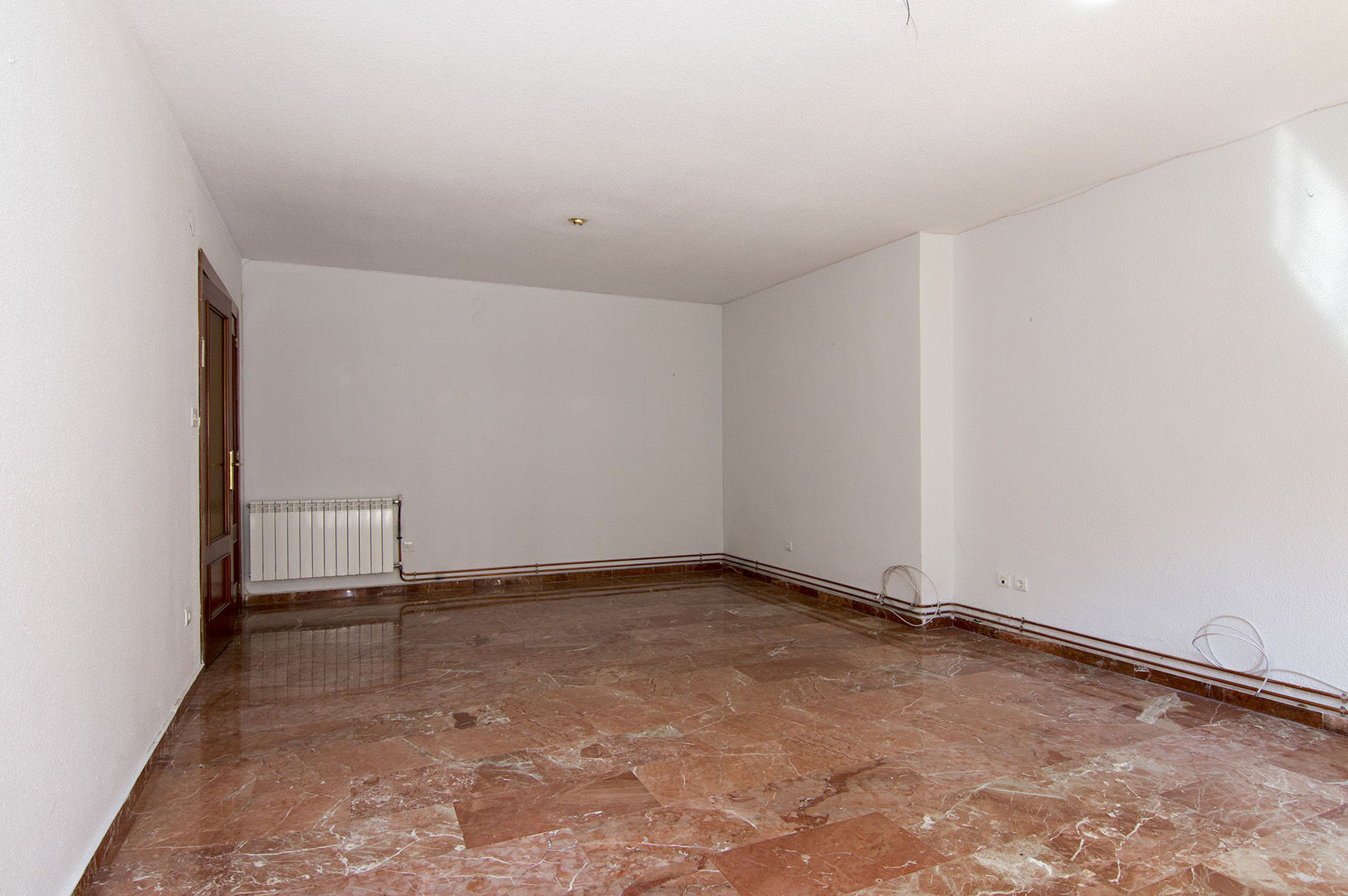 Pleno centro de Granada, calle Buensucceso. Piso con 4 dormitorios: Inmuebles de JP Inmobiliaria Pleno centro de Granada, calle Buensucceso. Piso con 4 dormitorios: Inmuebles de JP Inmobiliaria