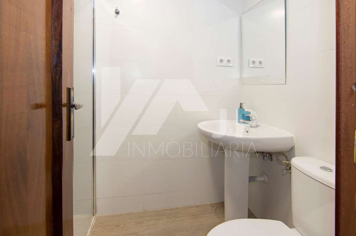 Piso en venta 3 dormitorios, 2 cuartos de baño. calefacción.Camino Ronda: Inmuebles de JP Inmobiliaria Piso en venta 3 dormitorios, 2 cuartos de baño. calefacción.Camino Ronda: Inmuebles de JP Inmobiliaria