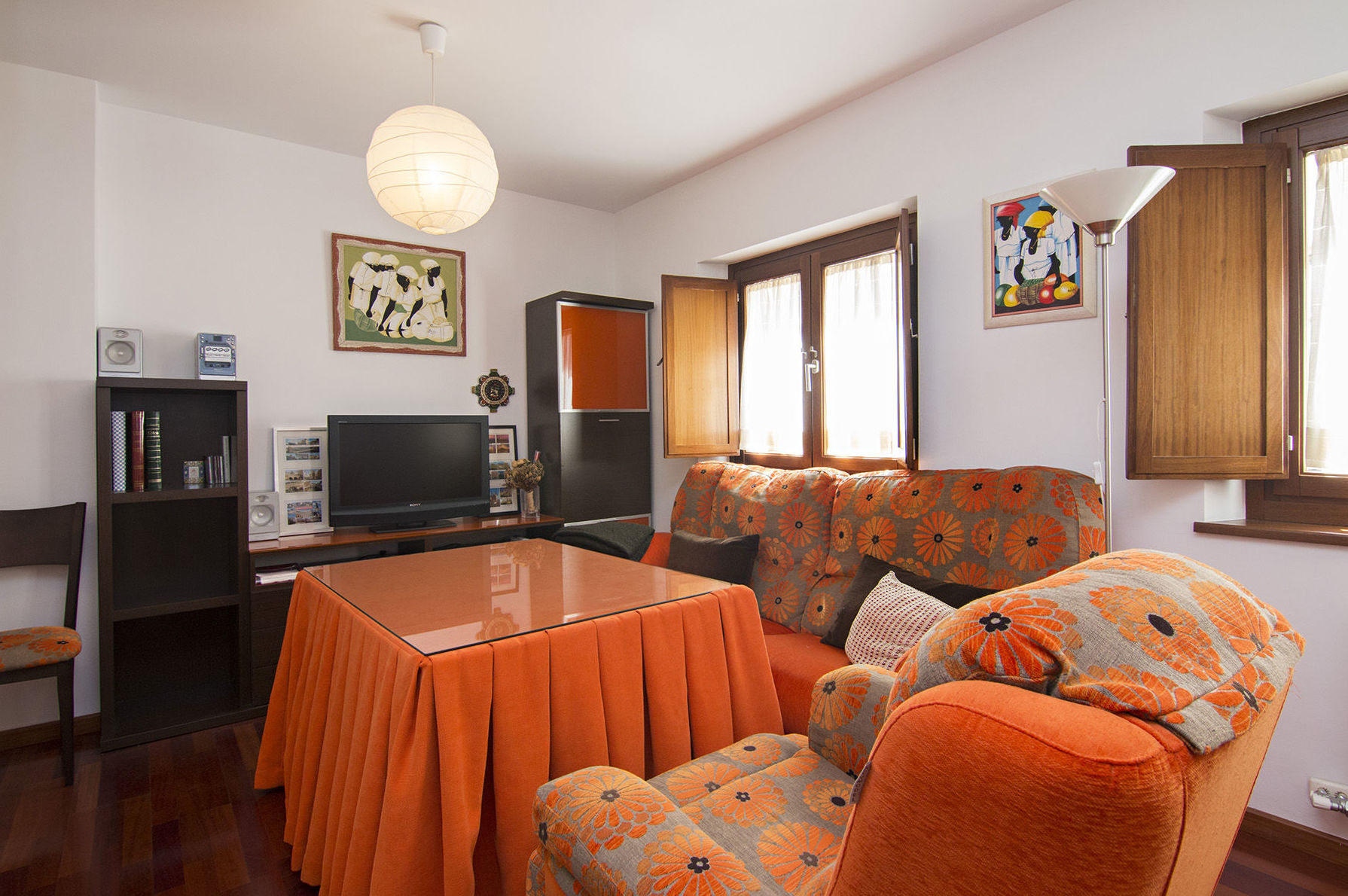 Precioso piso reformado en centro de Granada . 3 dormitorios, 2 baños: Inmuebles de JP Inmobiliaria Precioso piso reformado en centro de Granada . 3 dormitorios, 2 baños: Inmuebles de JP Inmobiliaria