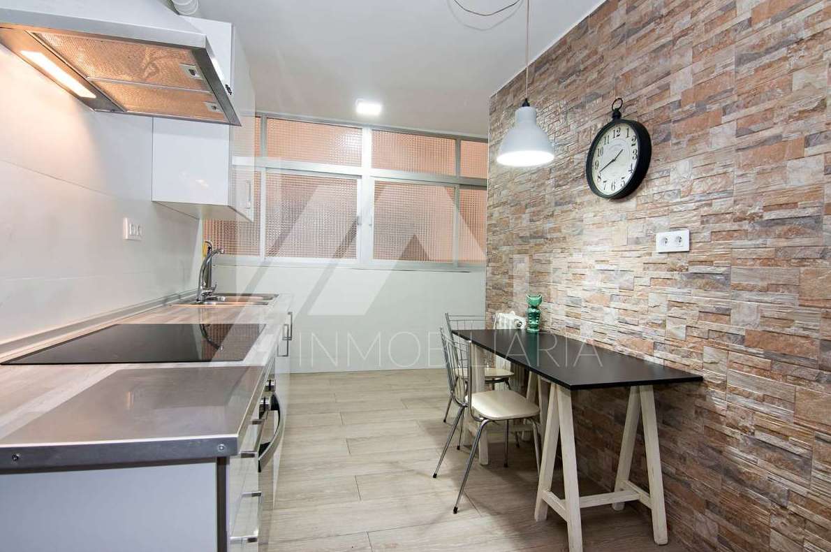 Piso en venta 3 dormitorios, 2 cuartos de baño. calefacción.Camino Ronda: Inmuebles de JP Inmobiliaria Piso en venta 3 dormitorios, 2 cuartos de baño. calefacción.Camino Ronda: Inmuebles de JP Inmobiliaria