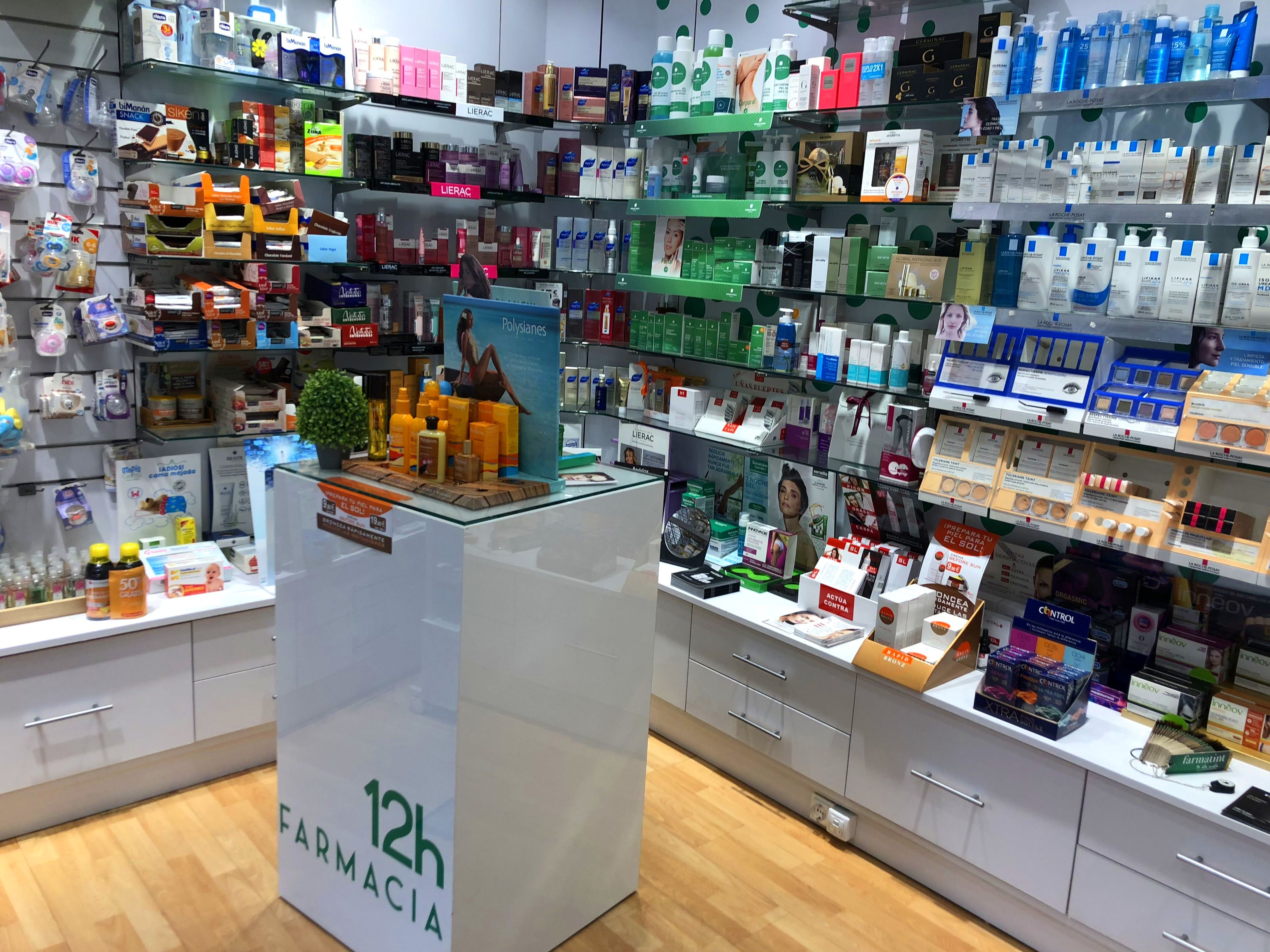 Foto 2 de Farmacias en Madrid | Farmacia Mª Rosario Prieto Sastre