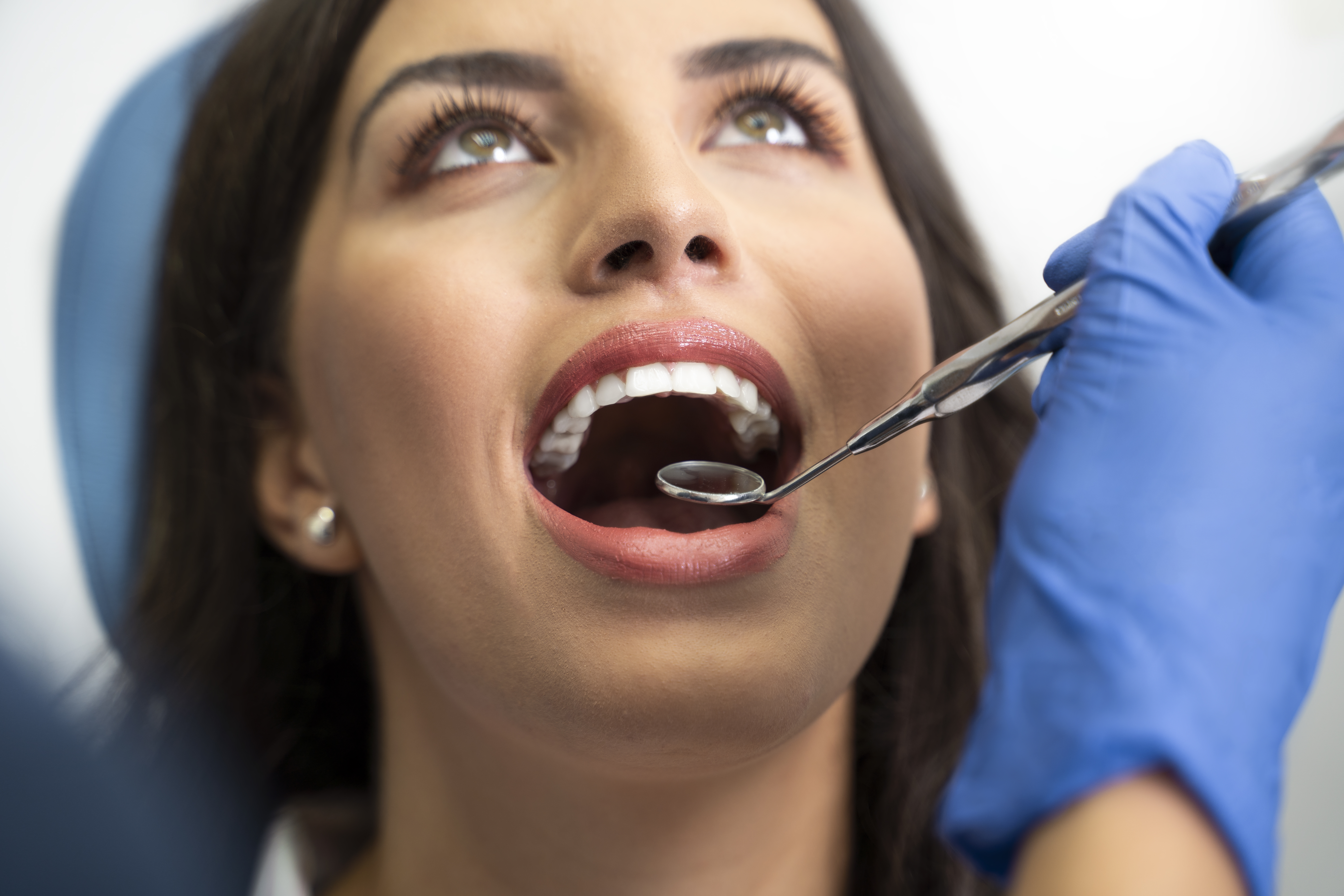 Carillas de porcelana: Especialidades de Clínica Dental Dr. Bassanini Carillas de porcelana: Especialidades de Clínica Dental Dr. Bassanini