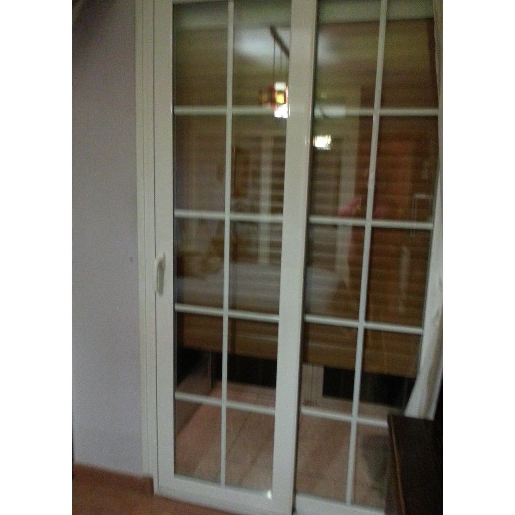 Puertas: Productos y Servicios of Carpintería de Aluminio Pérez Gallego Puertas: Productos y Servicios of Carpintería de Aluminio Pérez Gallego