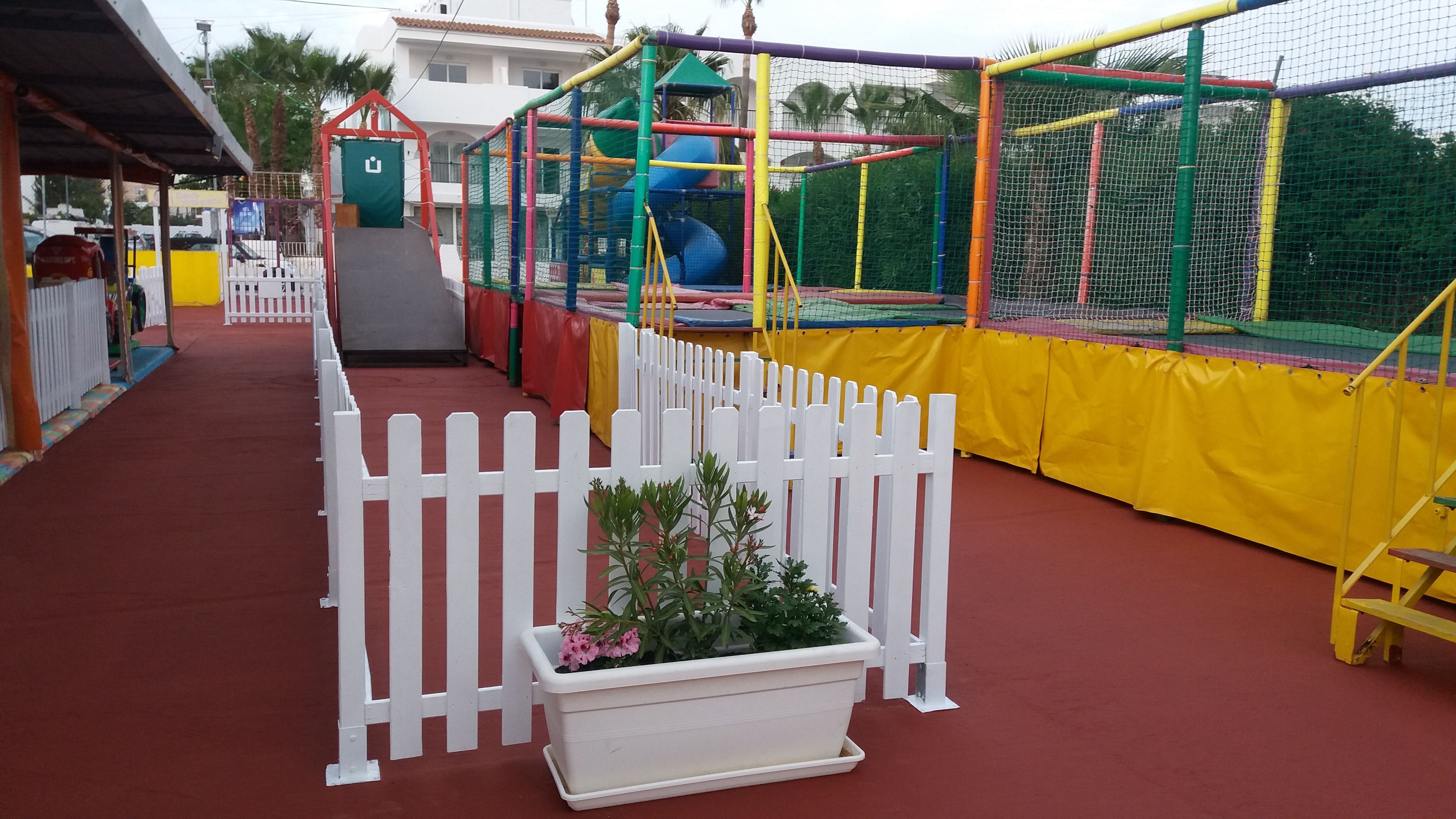 Instalaciones: Nuestros servicios de Gran Piruleto Park Instalaciones: Nuestros servicios de Gran Piruleto Park