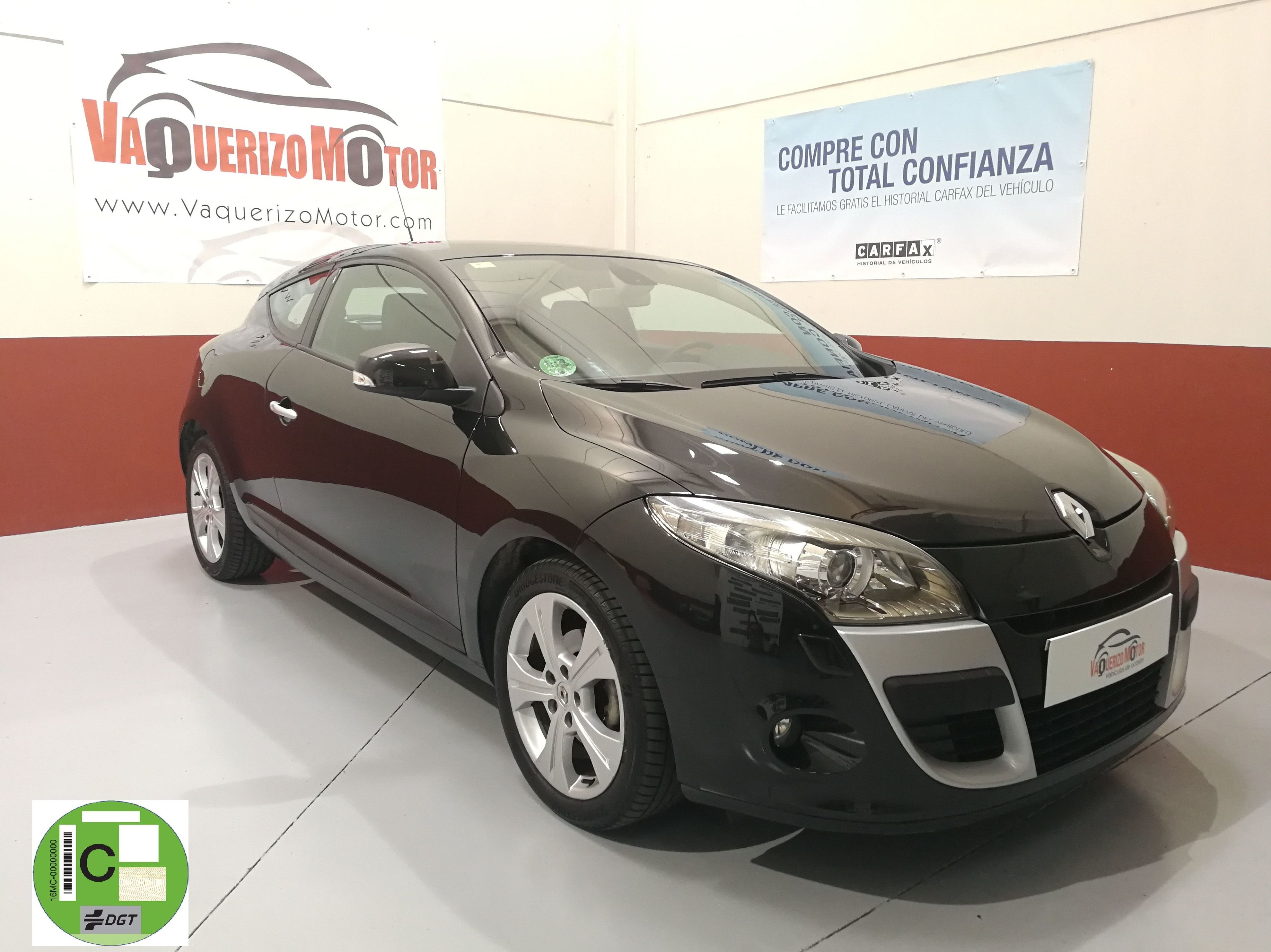 Renault Megane Coupe: SERVICIOS Y STOCK DE COCHES de Vaquerizo Motor Renault Megane Coupe: SERVICIOS Y STOCK DE COCHES de Vaquerizo Motor