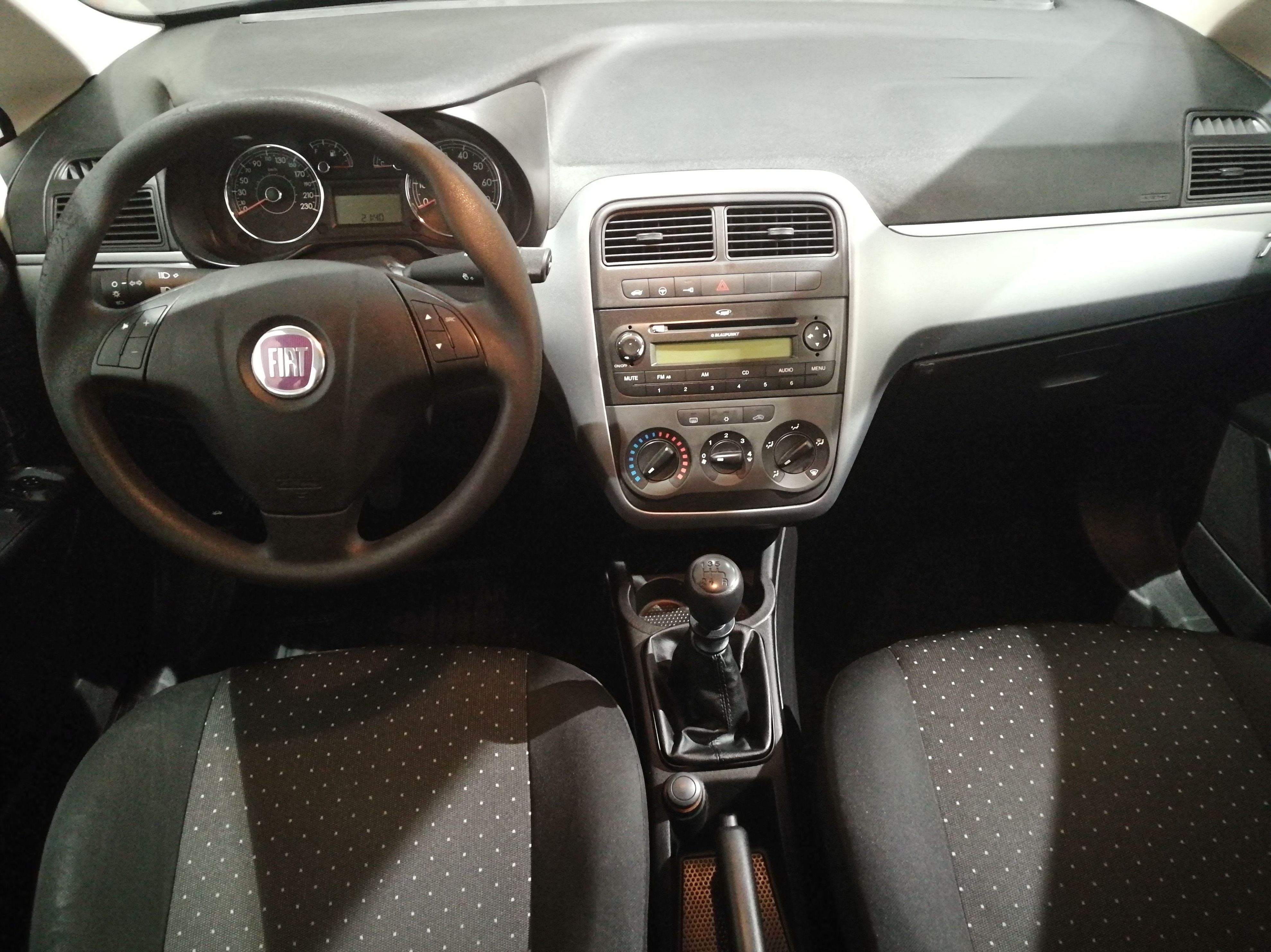 Fiat Punto 1.2 Active: SERVICIOS Y STOCK DE COCHES de Vaquerizo Motor Fiat Punto 1.2 Active: SERVICIOS Y STOCK DE COCHES de Vaquerizo Motor