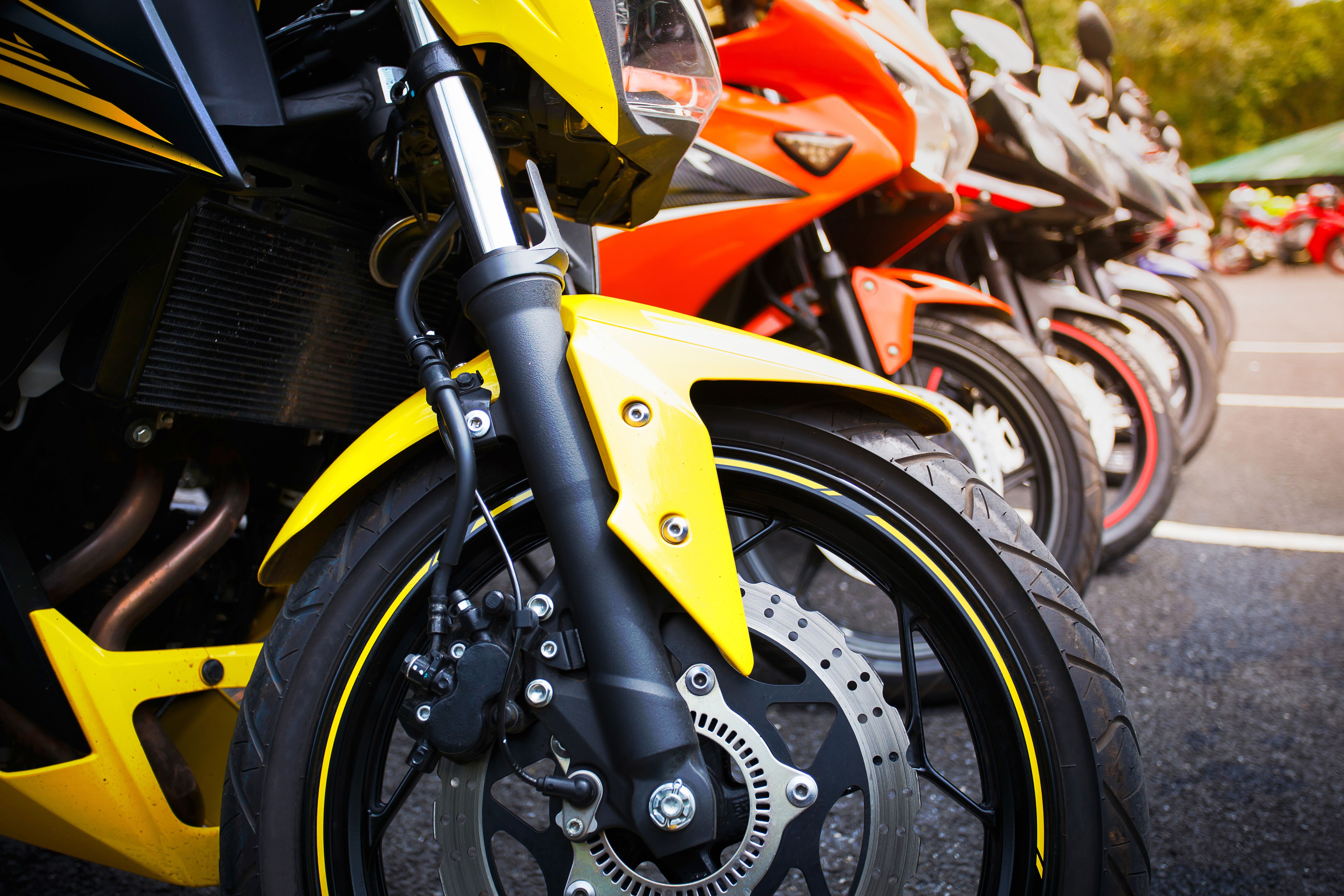 Chapa y pintura para motos: Servicios de Talleres Chapa y Pintura Delgado Chapa y pintura para motos: Servicios de Talleres Chapa y Pintura Delgado