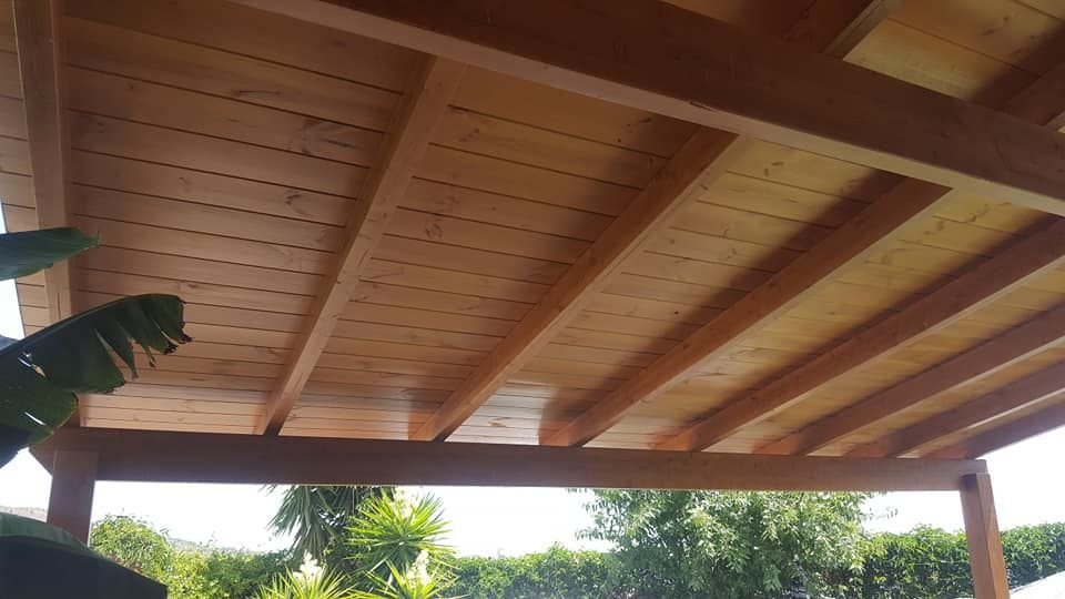 Pérgolas de madera: Servicios de Cubiertas Victor Pérgolas de madera: Servicios de Cubiertas Victor