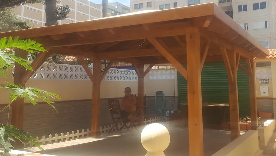 Pérgolas de madera: Servicios de Cubiertas Victor Pérgolas de madera: Servicios de Cubiertas Victor