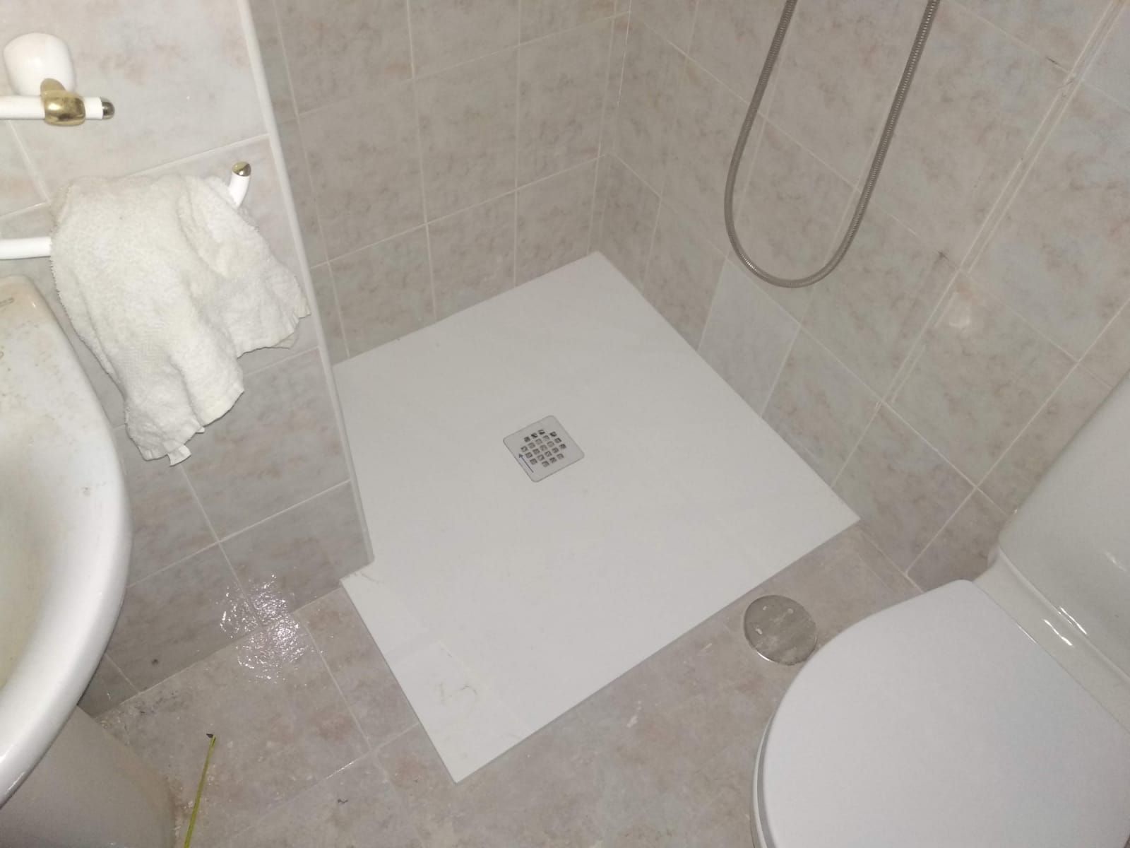 Montaje y venta de grifería, calderas, muebles y platos de ducha: Servicios de Urola Iturgintza Montaje y venta de grifería, calderas, muebles y platos de ducha: Servicios de Urola Iturgintza