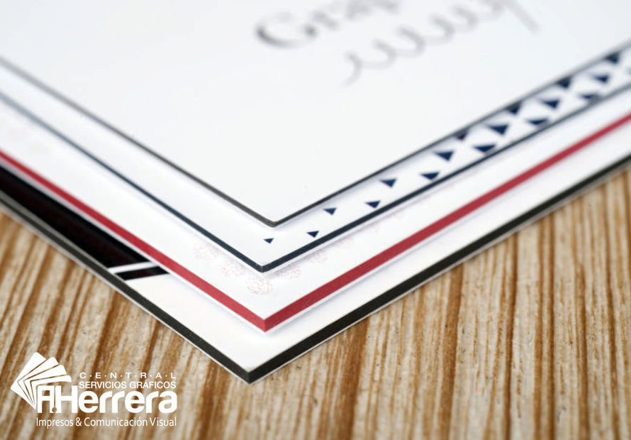 Tarjetas de visita elegantes con bordes espesos de colores Tarjetas de visita elegantes con bordes espesos de colores