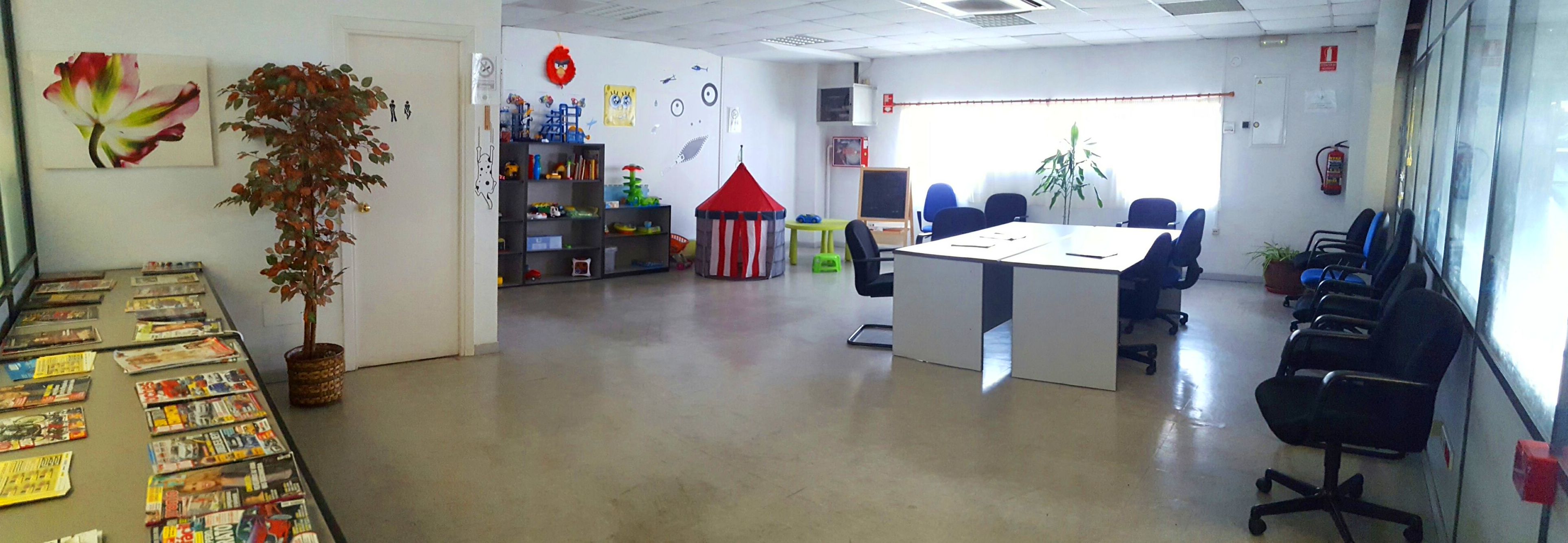 Sala de espera : Qué hacemos de Rueda Ocasión Sala de espera : Qué hacemos de Rueda Ocasión