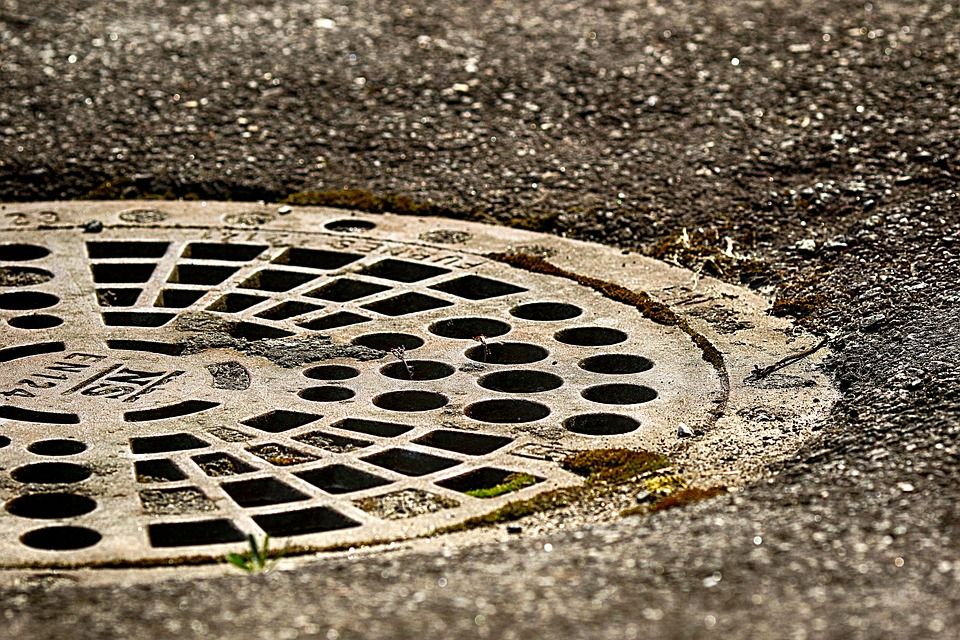 Conservación de redes de agua y alcantarillado: Obras y servicios de Domingo Cueto Conservación de redes de agua y alcantarillado: Obras y servicios de Domingo Cueto