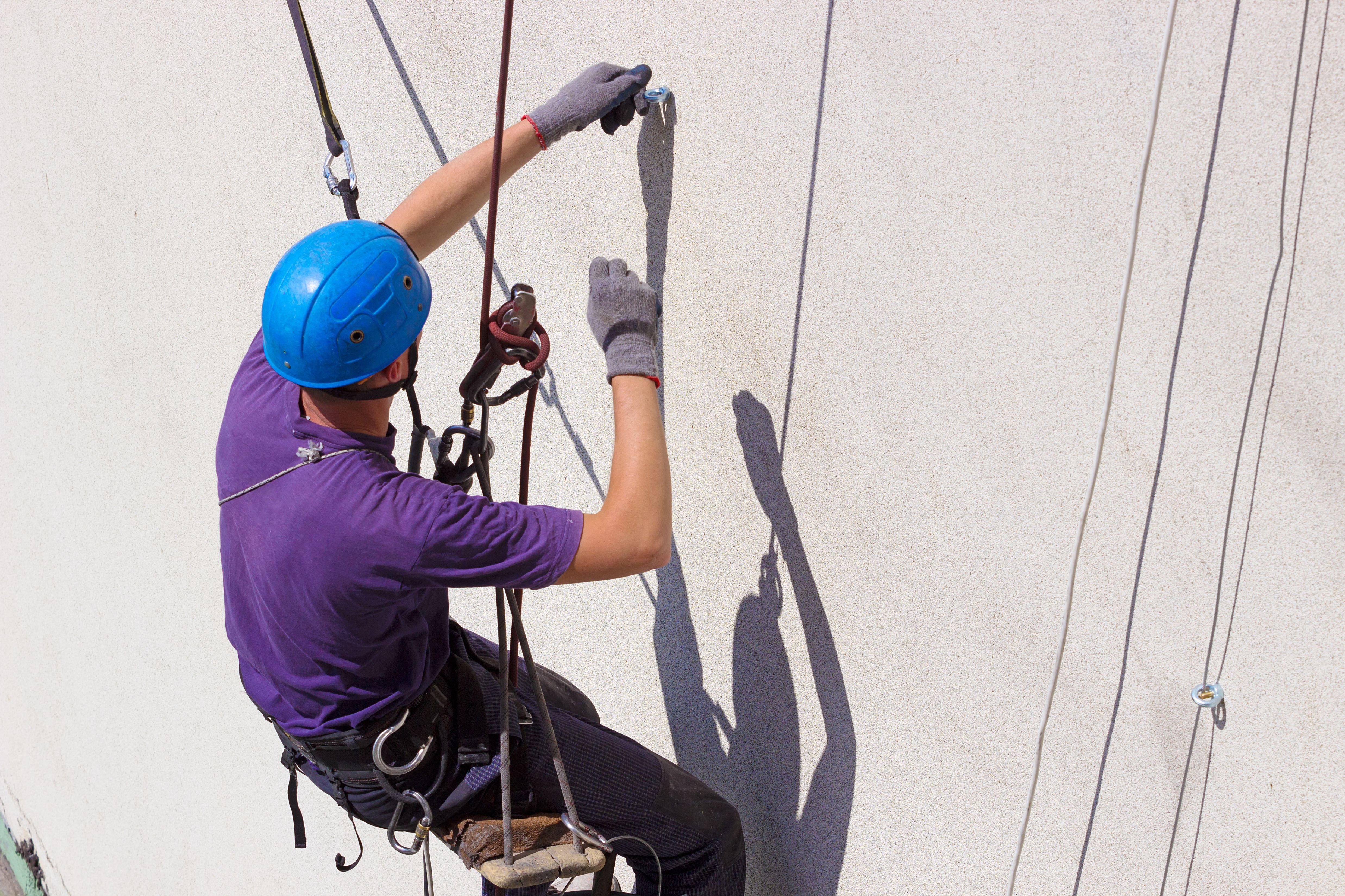 Rehabilitación de edificios: Servicios de Luma Canalón Rehabilitación de edificios: Servicios de Luma Canalón