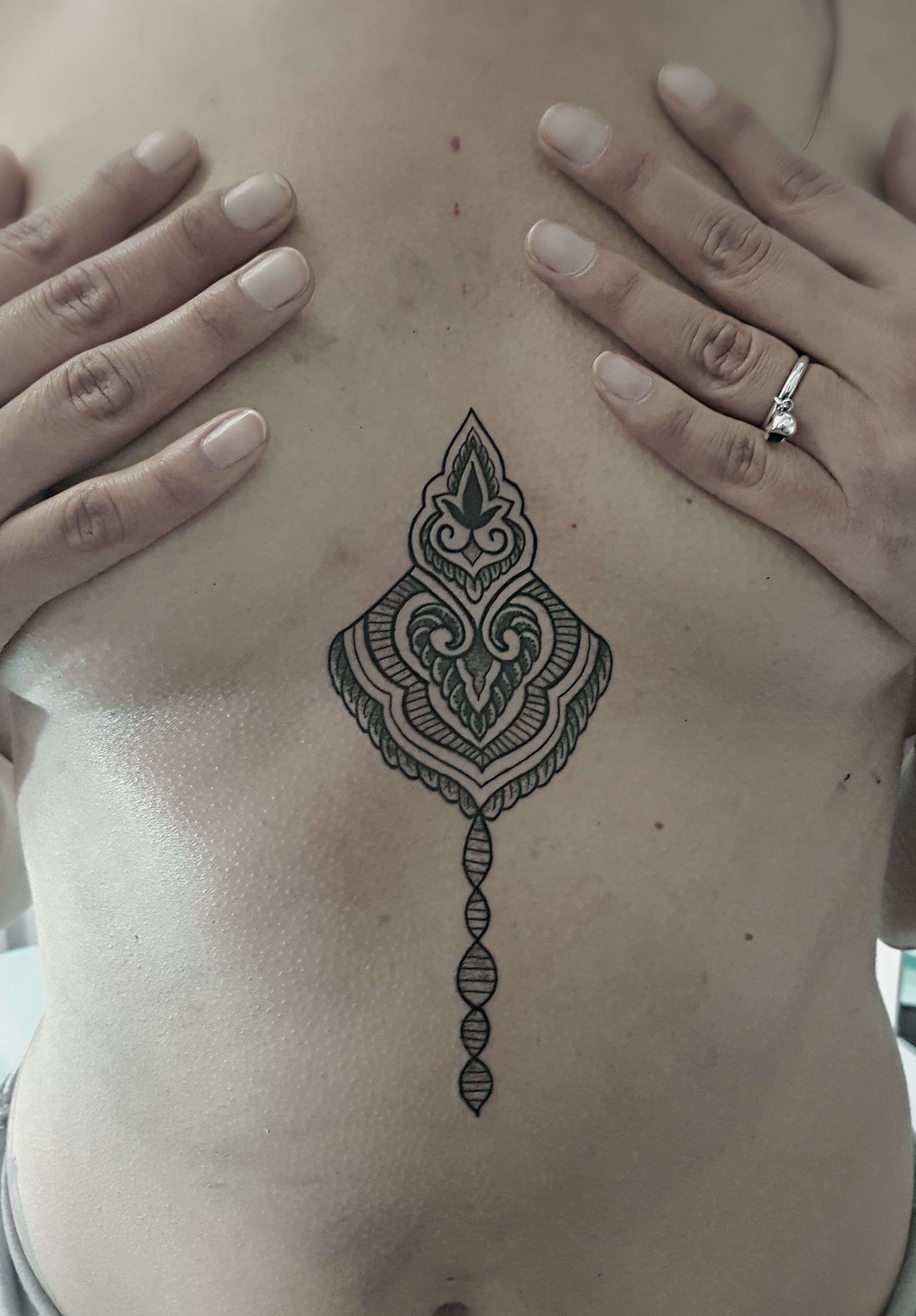Dotwork y tribal étnico: Servicios de El Flaco Tattoo Dotwork y tribal étnico: Servicios de El Flaco Tattoo