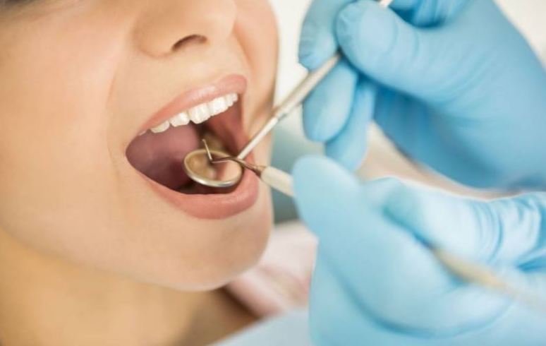 Dentista Cádiz Javier Pérez Dentista Cádiz Javier Pérez