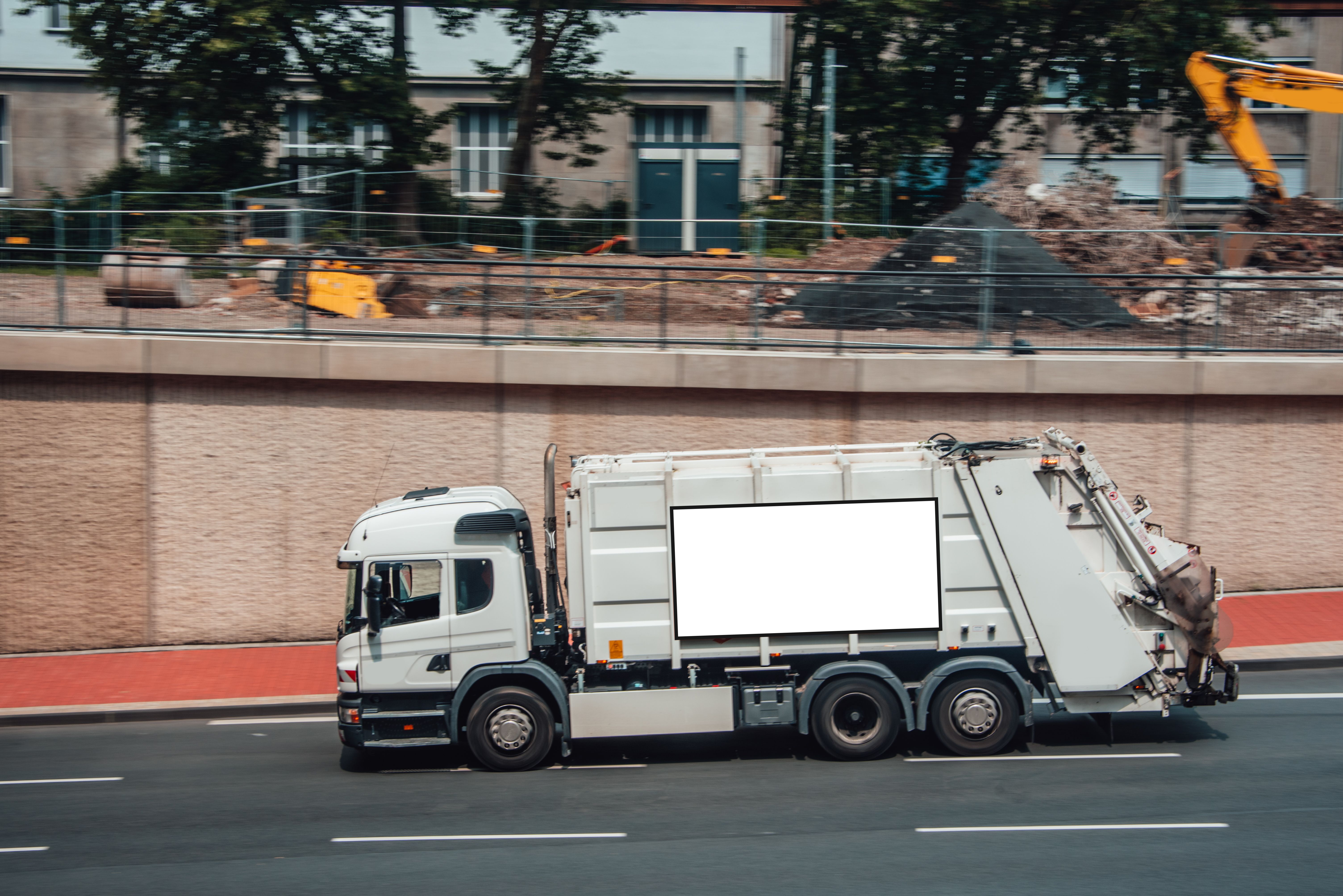 Transporte autorizado de residuos: Servicios de Font Grau, S.L. Transporte autorizado de residuos: Servicios de Font Grau, S.L.