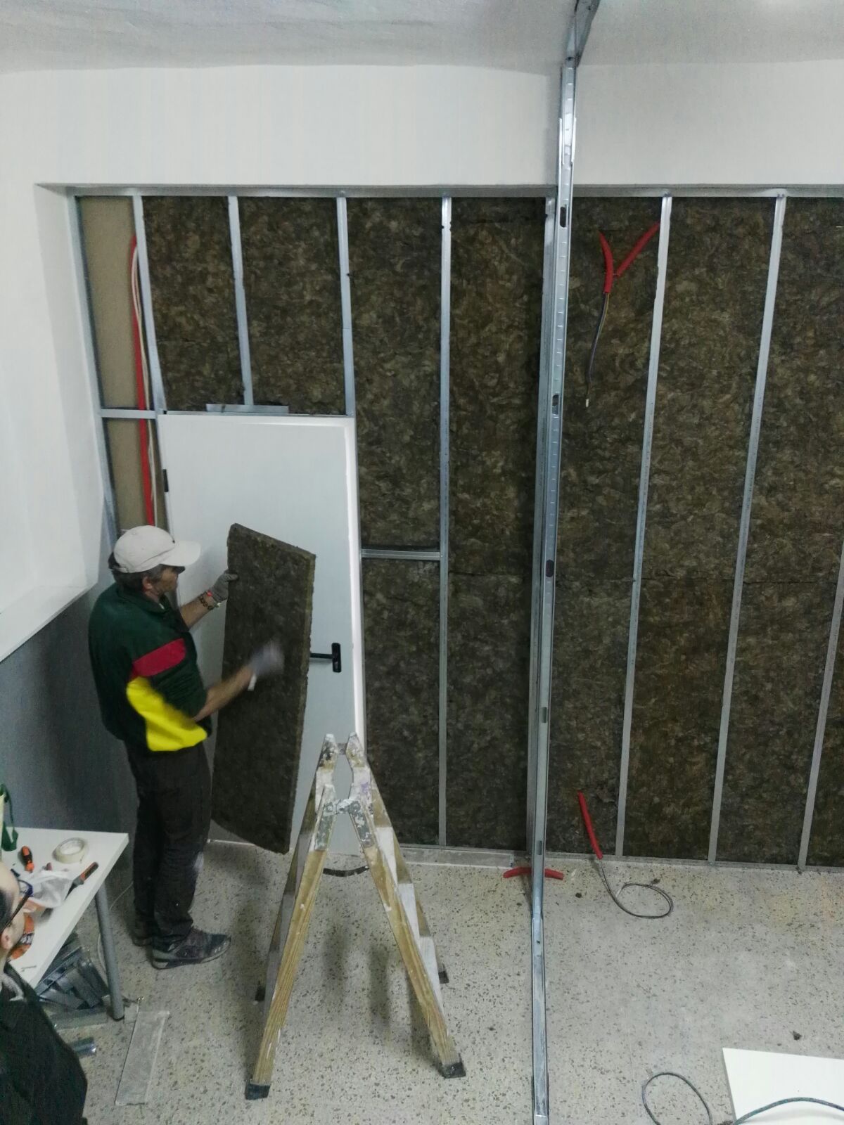 Aislamientos térmicos y acústicos: Servicios de ZR Proyect Aislamientos térmicos y acústicos: Servicios de ZR Proyect