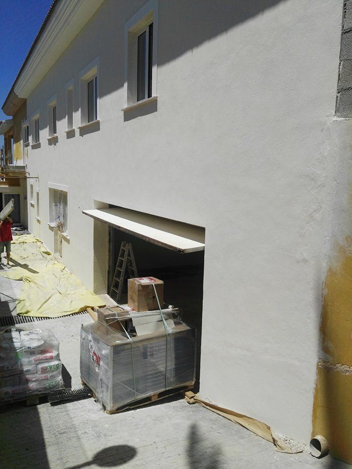 Pintura exterior: Servicios de ZR Proyect Pintura exterior: Servicios de ZR Proyect
