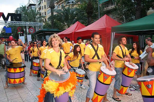 Batucadas: Servicios de Mar Espectáculos Batucadas: Servicios de Mar Espectáculos