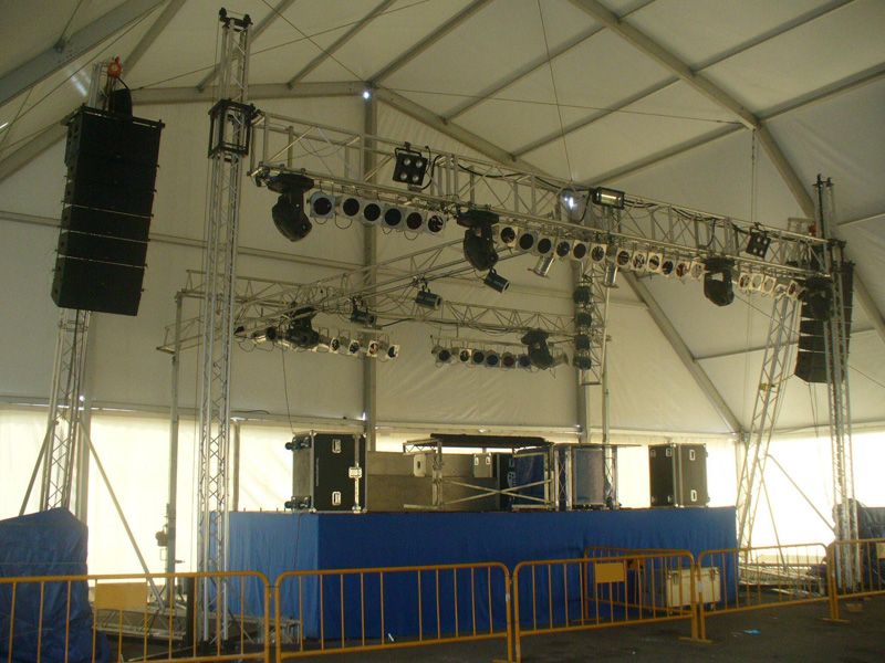 Sonido e iluminación: Servicios de Mar Espectáculos Sonido e iluminación: Servicios de Mar Espectáculos