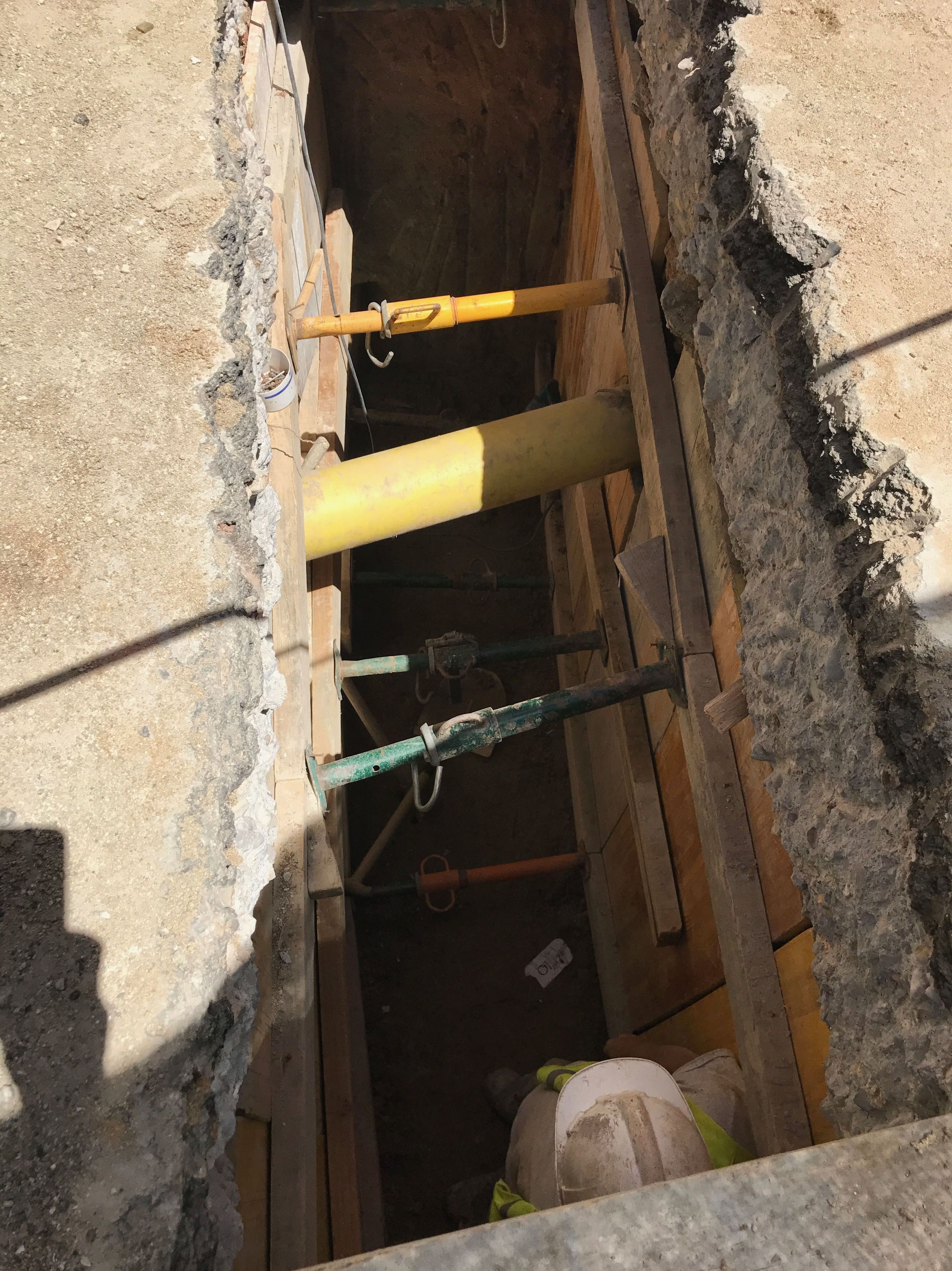 C.HIJON SL TRABAJOS DE POCERIA ACOMETIDAS EN ZANJA C.HIJON SL TRABAJOS DE POCERIA ACOMETIDAS EN ZANJA