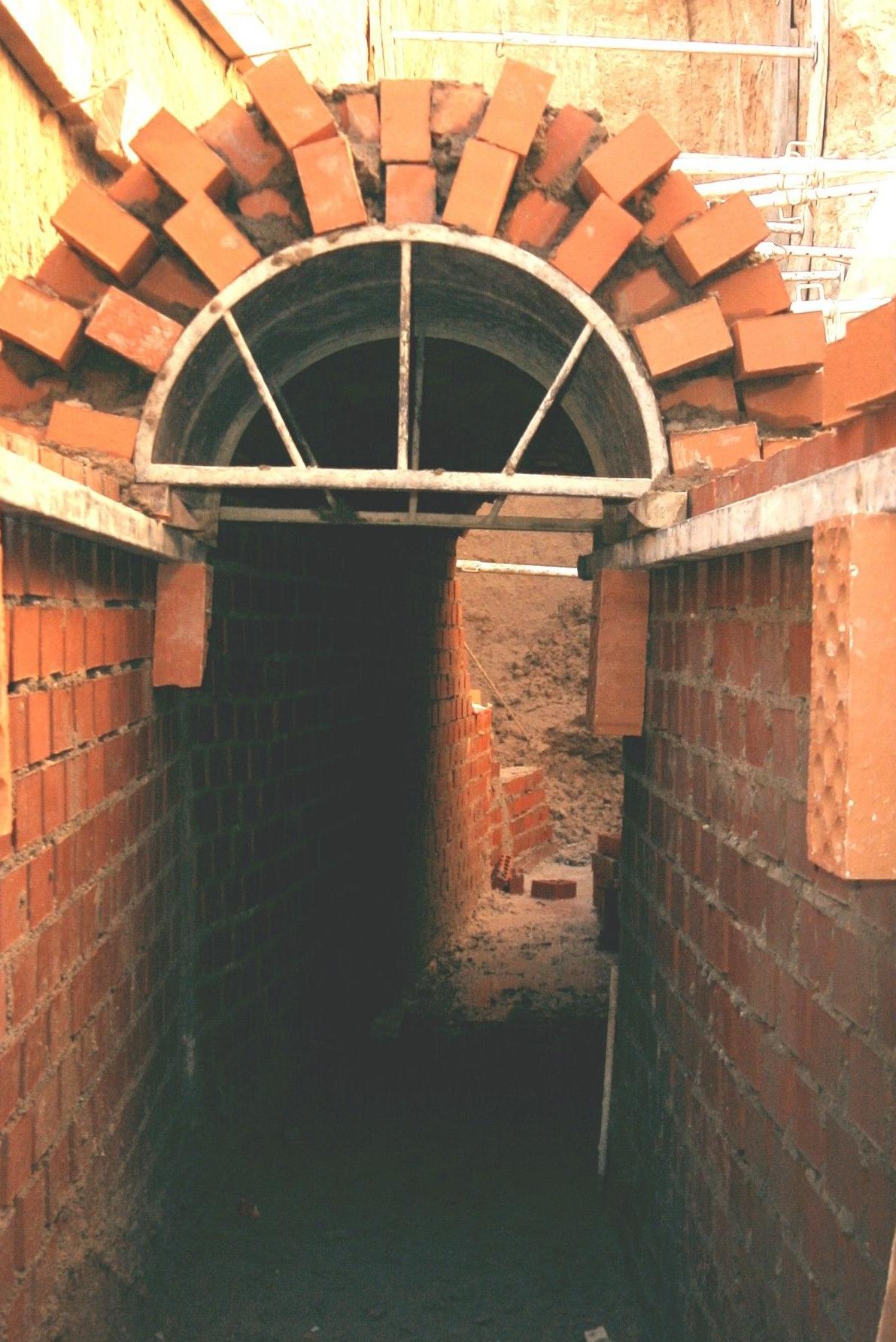 Empresa de construcción y reparación de pocería HIJON, colectores de saneamiento Empresa de construcción y reparación de pocería HIJON, colectores de saneamiento