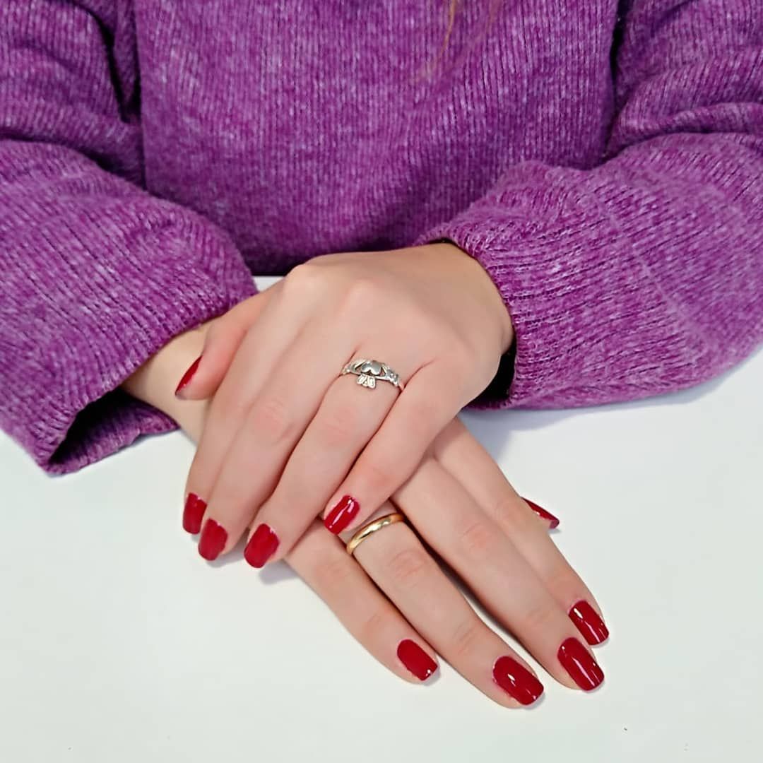 Manicura Express Tradicional: Servicios de Trendy Nails Manicura Express Tradicional: Servicios de Trendy Nails